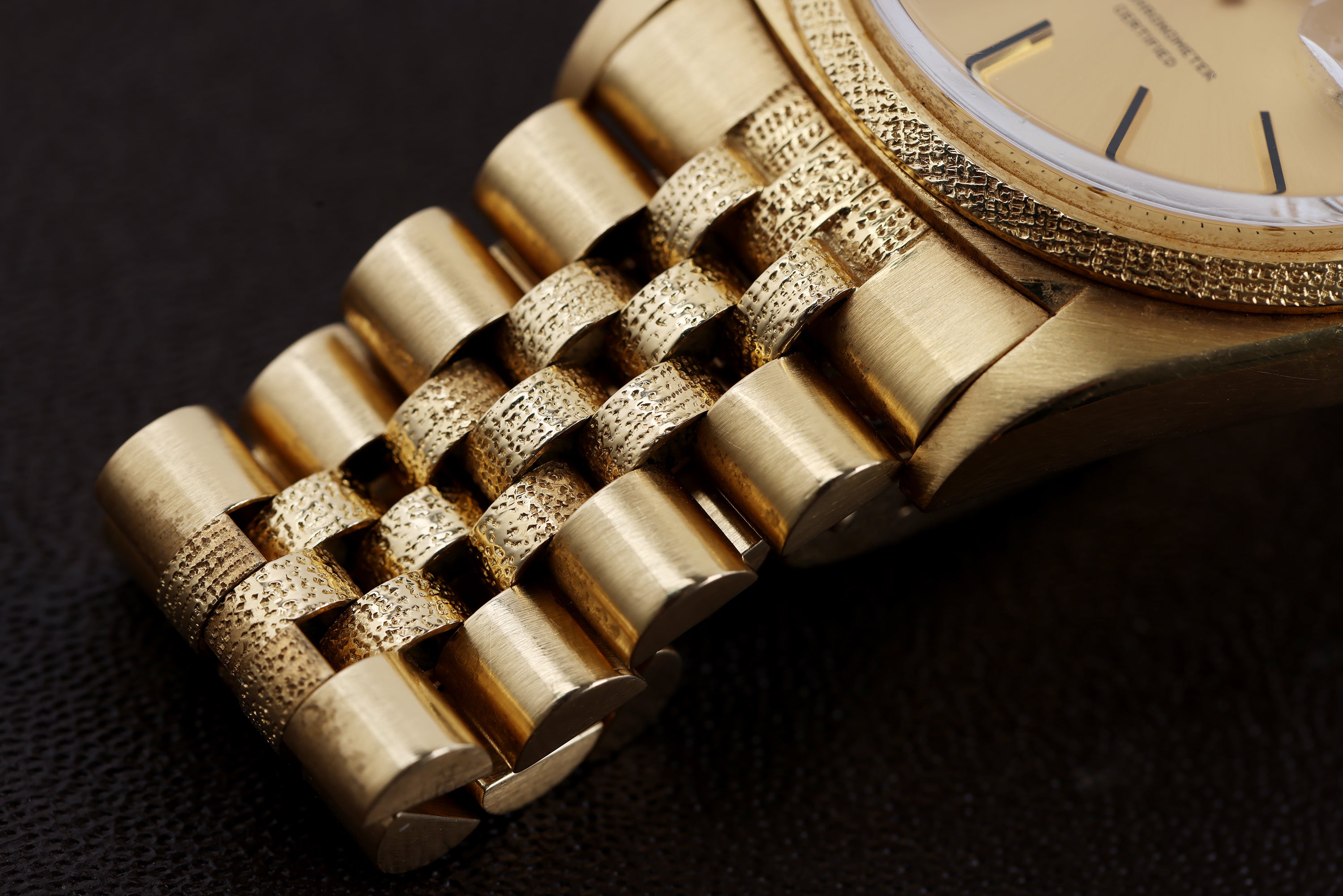 Rare Rolex DateJust Morellis Finish | REF. 1611 | Gold Dial | 18k Yellow Gold | 1977