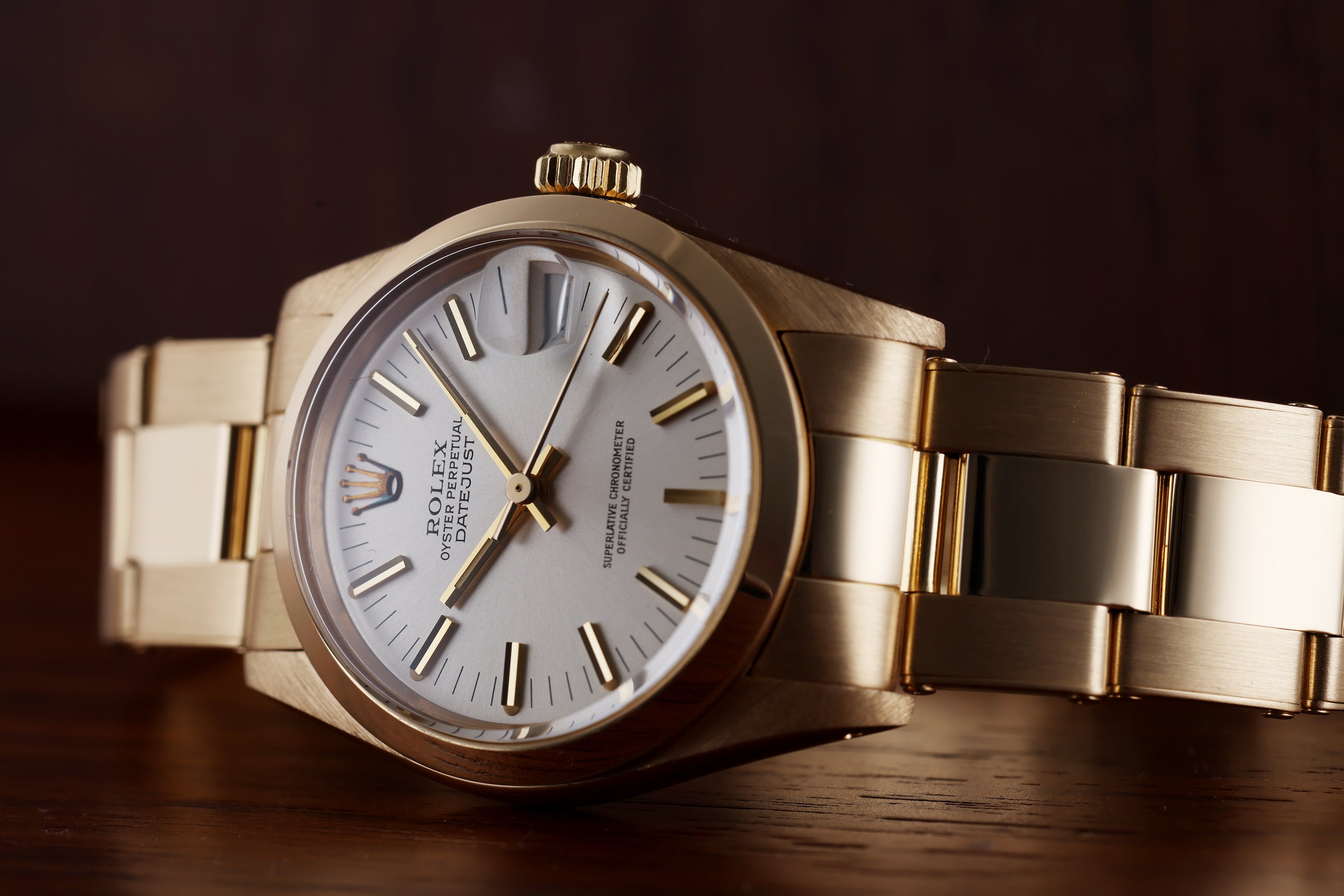 Rolex DateJust 31 | REF. 6824 | Champagne Dial | 18k Yellow Gold | 30mm | 1981