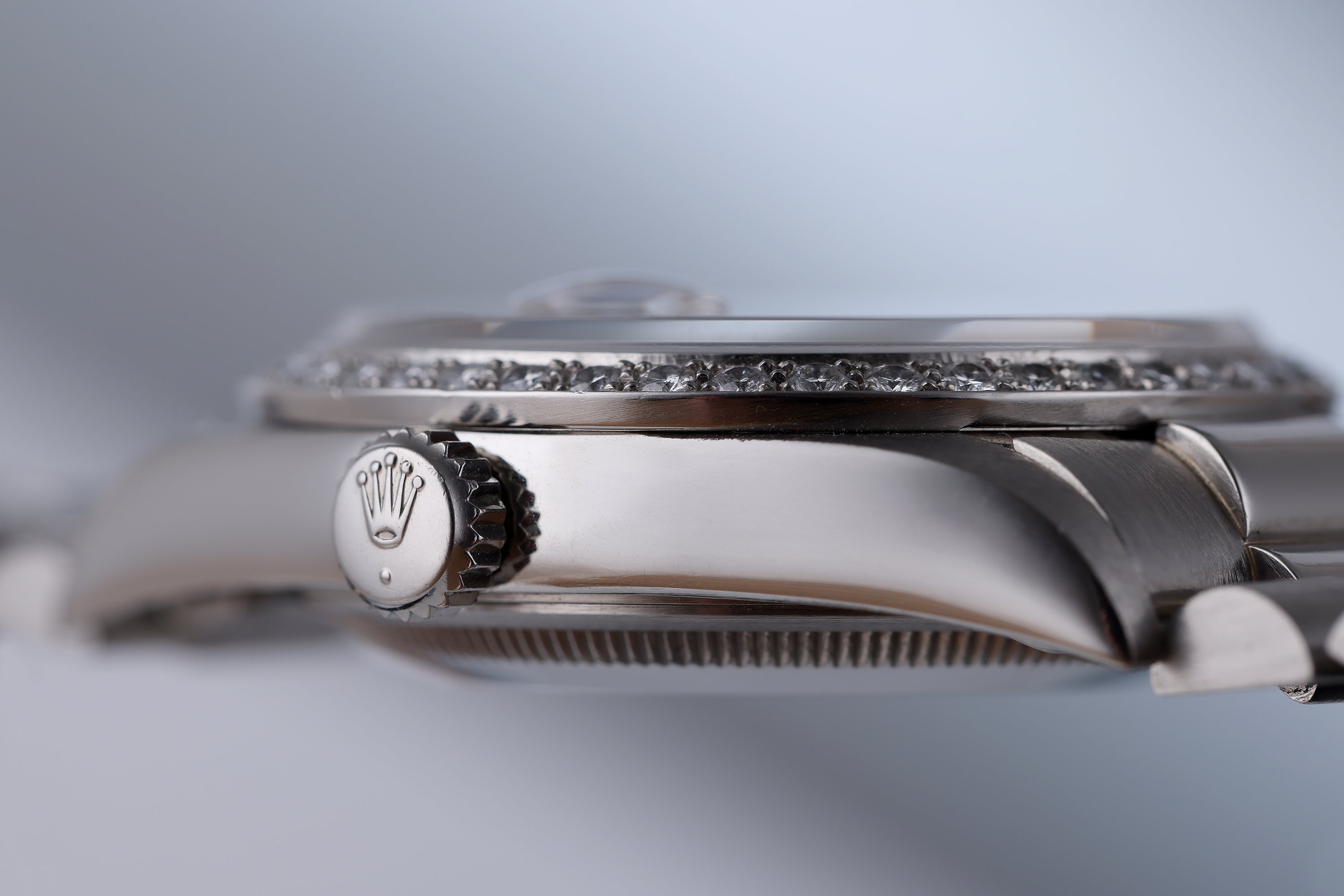 Rolex Day-Date Platinum | REF. 18346 | Silver Diamond Dial | Diamond Bezel | 1989