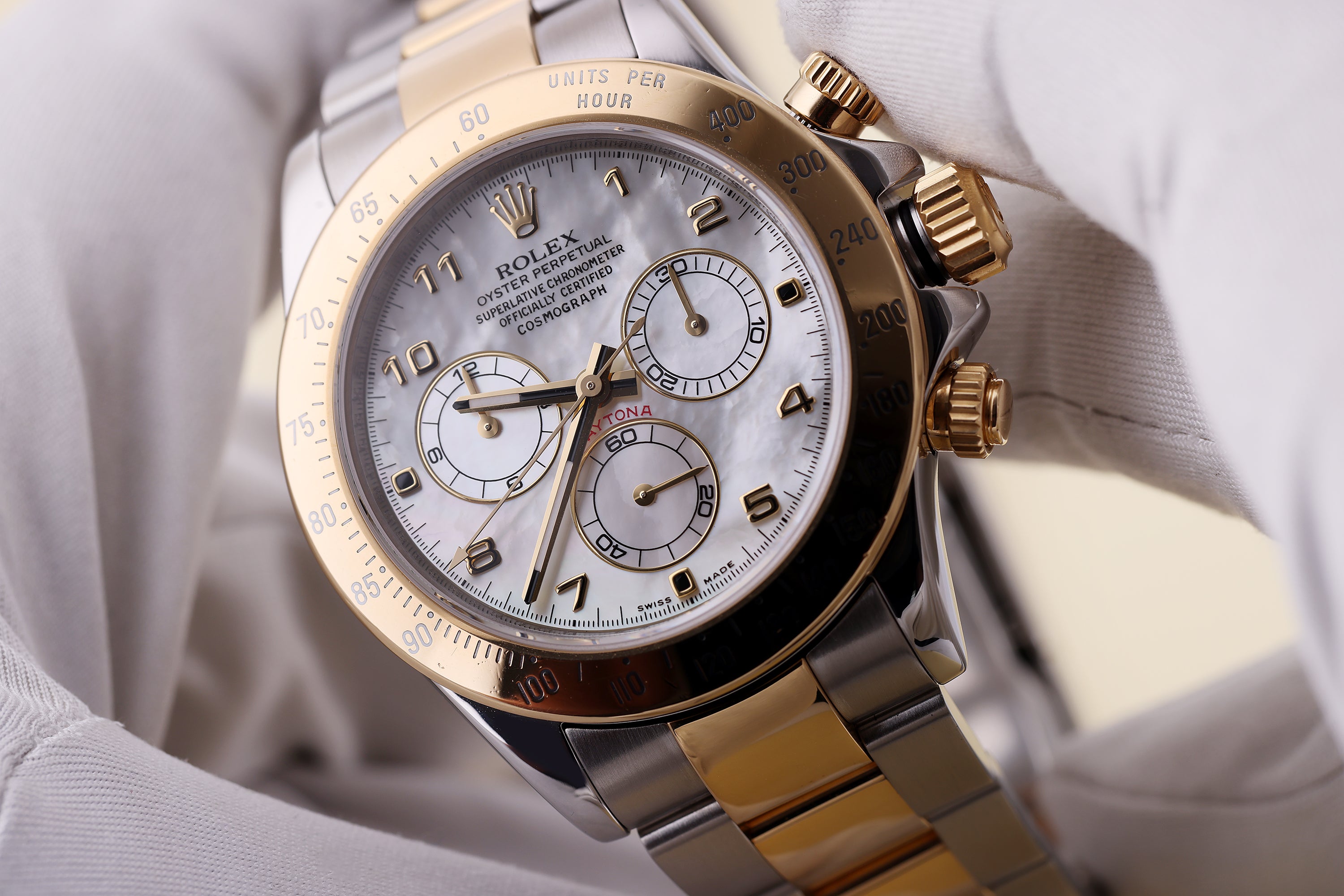Rolex Daytona | REF. 116523 | White Mother of Pearl | Stainless Steel & 18k Yellow Gold | Box & Papers | 2011