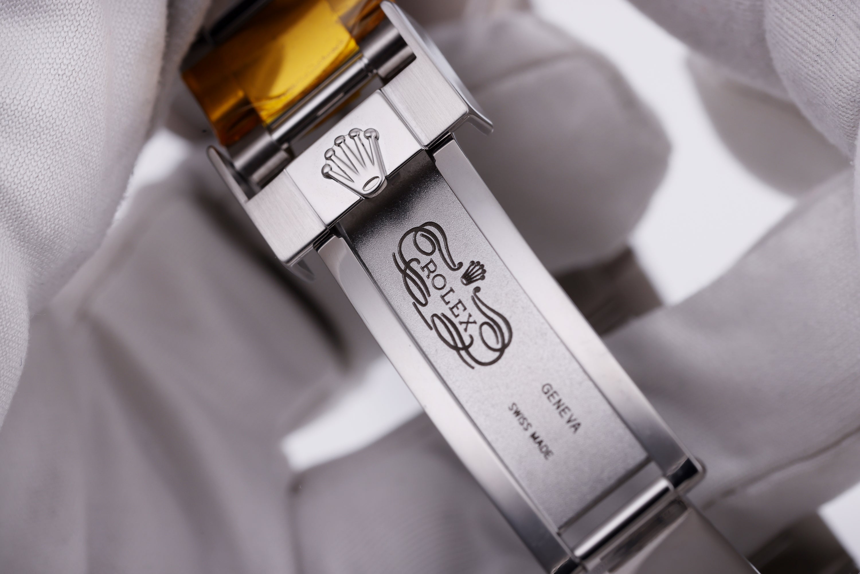 Rolex Daytona | REF. 116520 | White 'APH' Dial | Stainless Steel | Box, Papers & Service Papers | 2013
