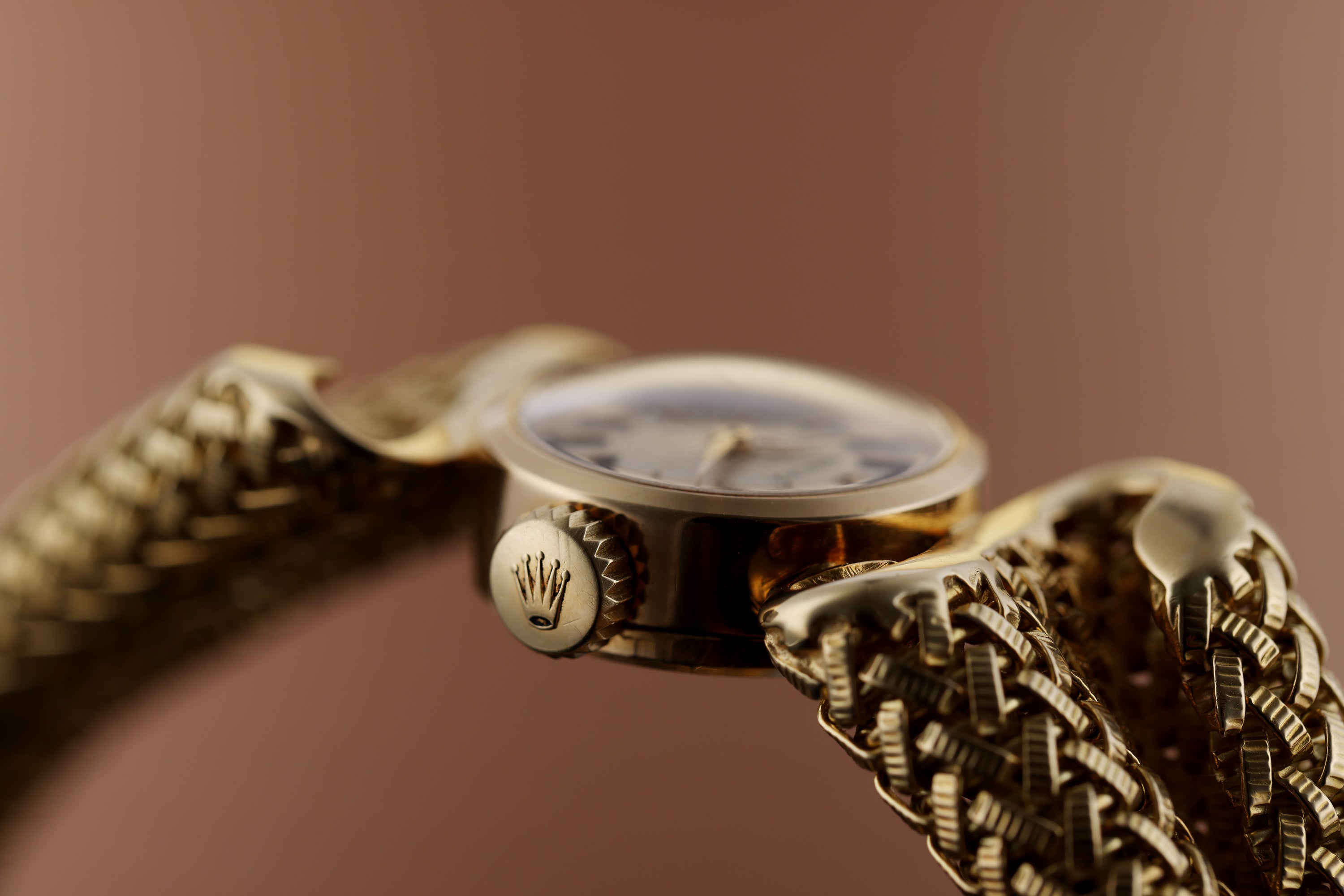 Rolex Orchid | REF. 9524 | Manual Wind | 16mm | 18k Yellow Gold | 1960