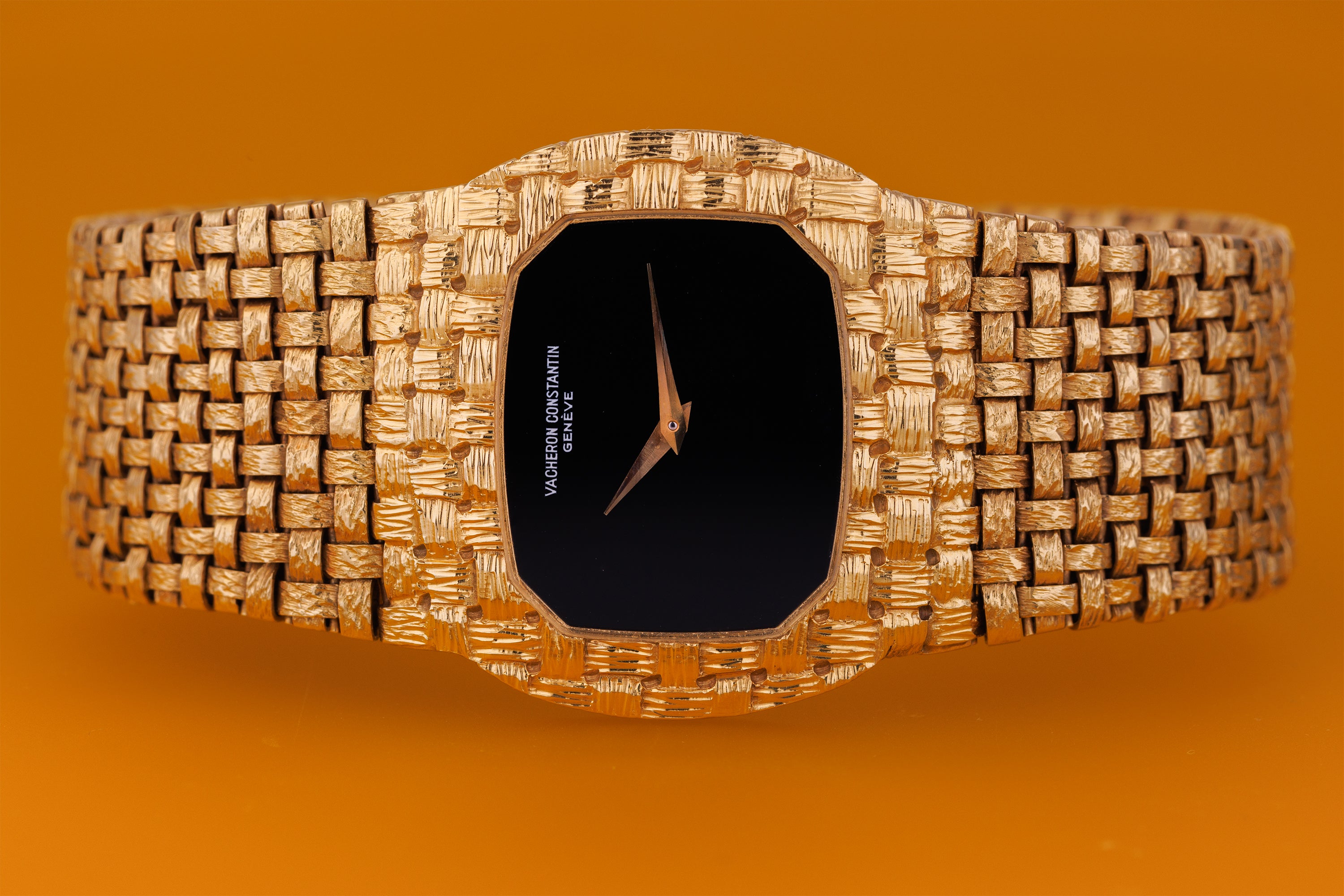 Vacheron Constantin 1970's Vintage Wristwatch | Onyx Dial | Woven Bracelet | 18k Yellow Gold | 31.5mm | Manual Wind