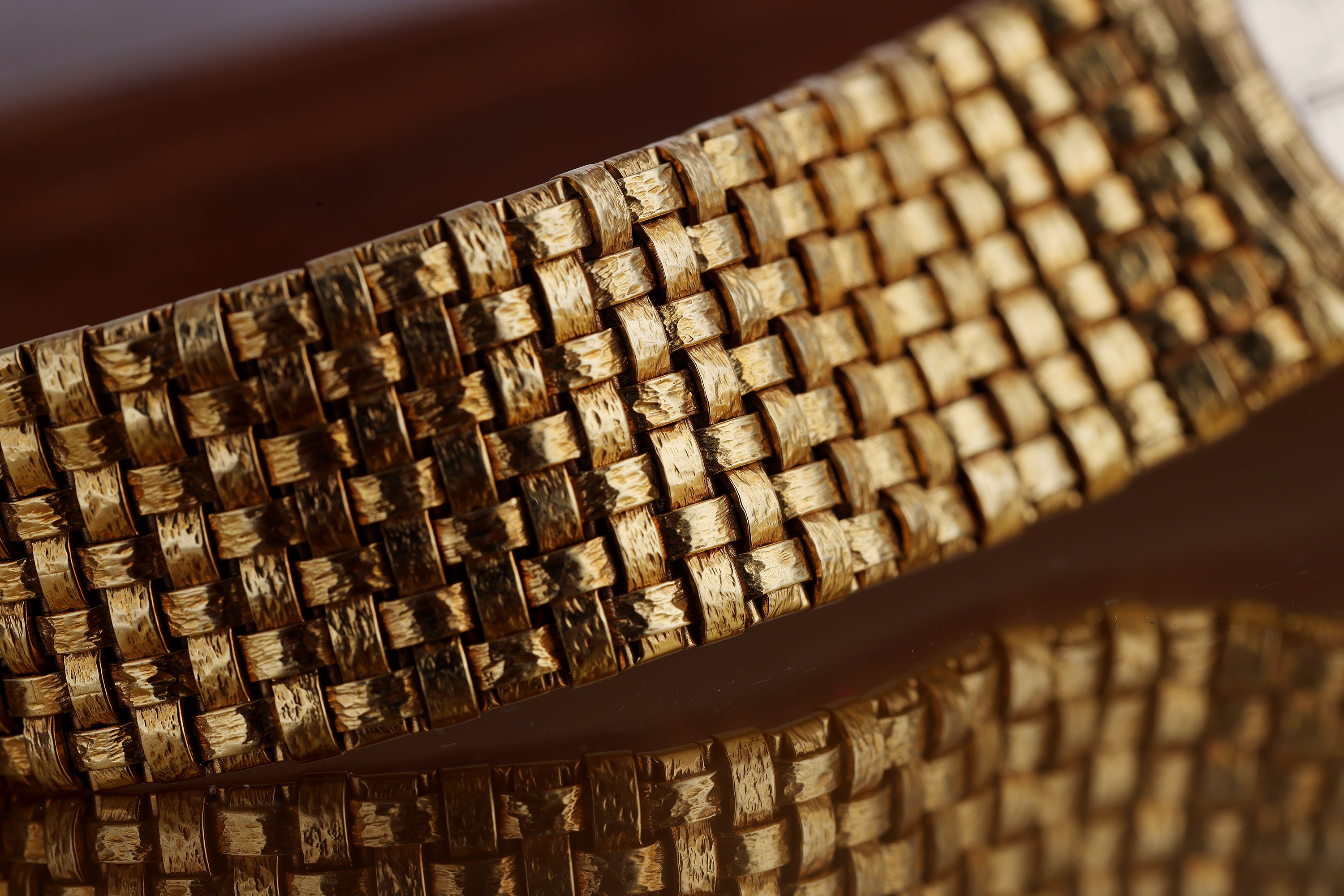 Vacheron Constantin 1980's Vintage Wristwatch | 18k Yellow Gold | 30mm | Woven Bracelet