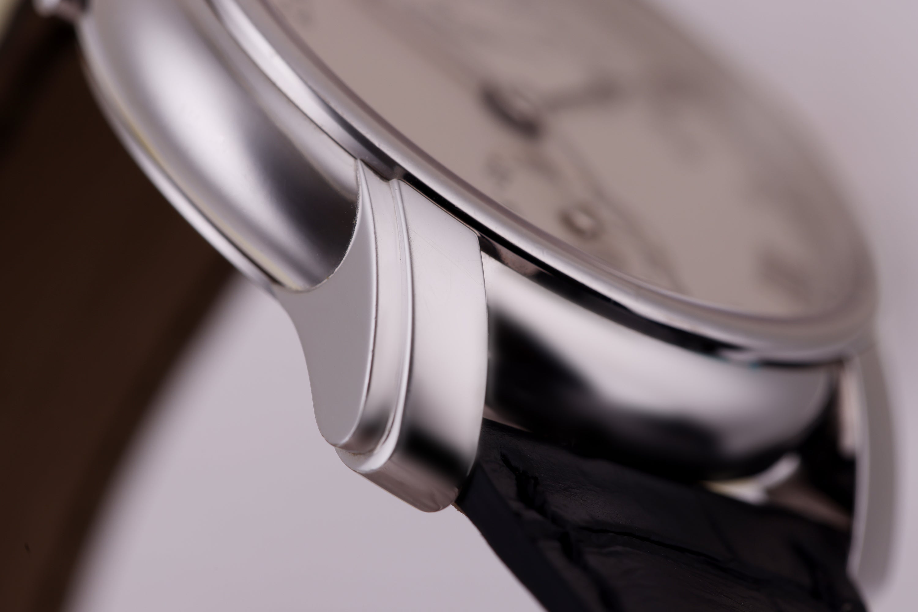 Vacheron Constantin Patrimony 31-Day Retrograde | REF. 47245/000G | Day & Date | 18k White Gold | 37mm | Automatic | Box & Papers | 2000s
