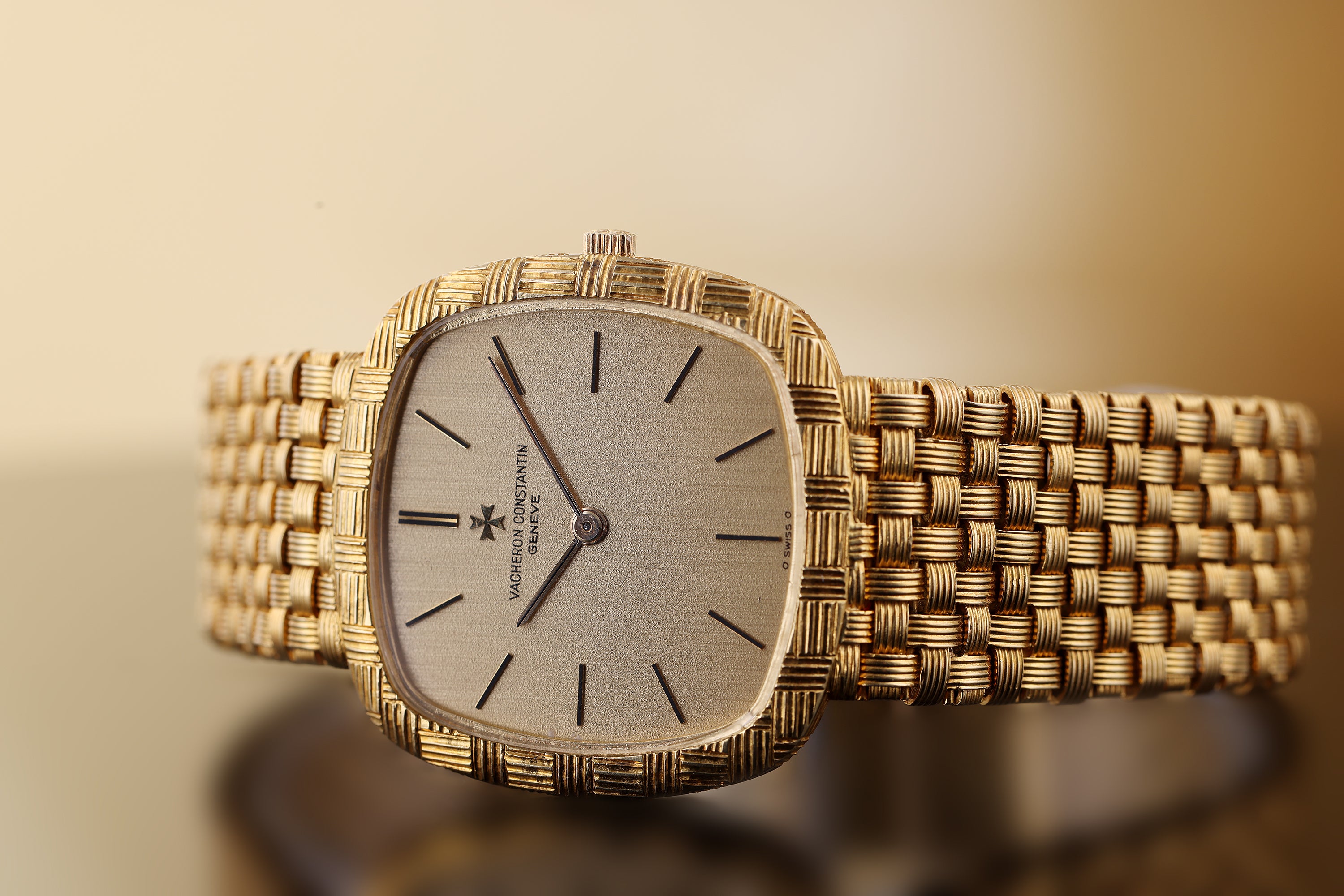 Vacheron Constantin 1980's Vintage Wristwatch | 18k Yellow Gold | 30mm | Woven Bracelet