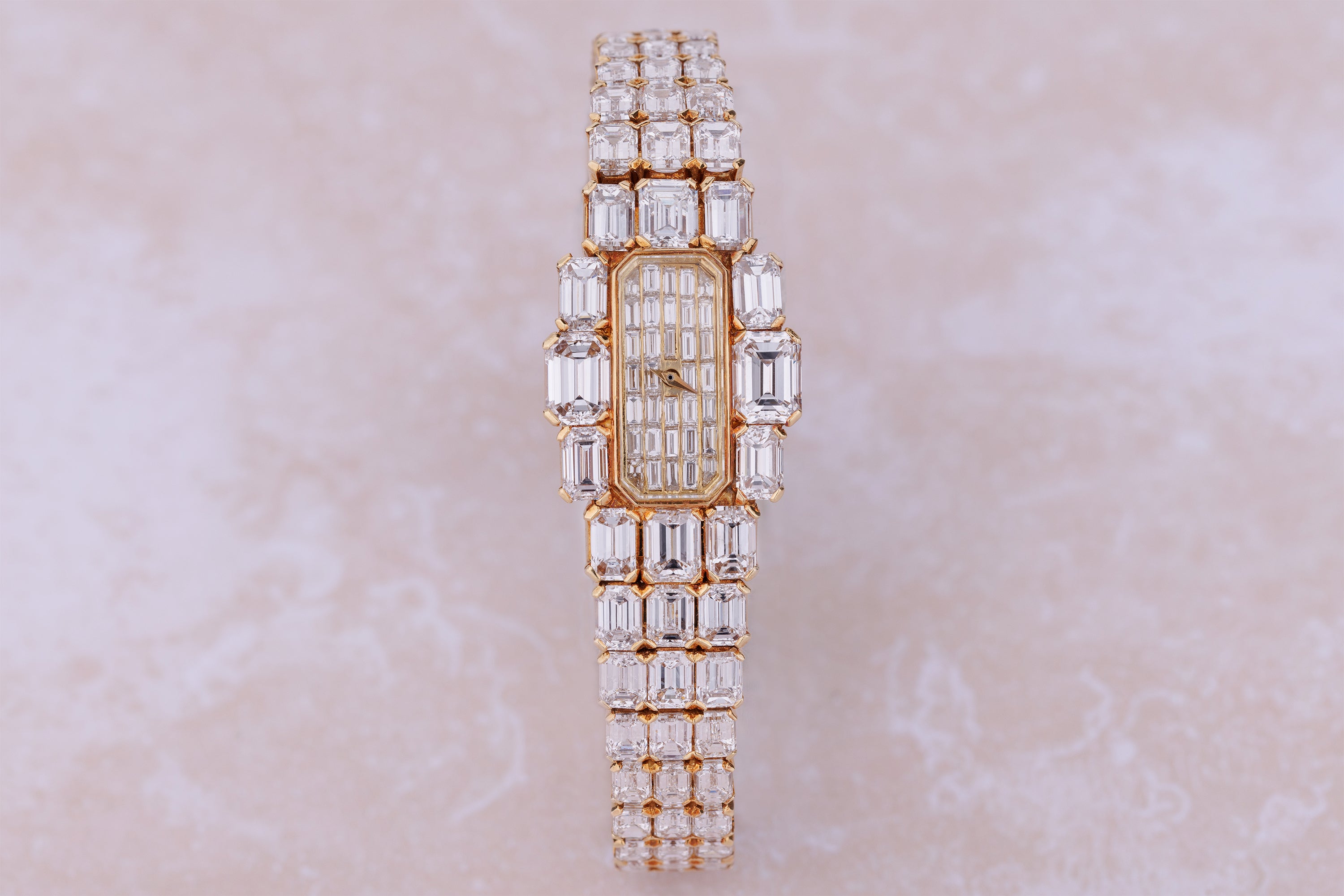 Rare Vacheron Constantin Lady Kalla | REF. 17701 | Pavé Emerald & Baguette Diamonds | 18k Yellow Gold | 19.5mm | 1980's