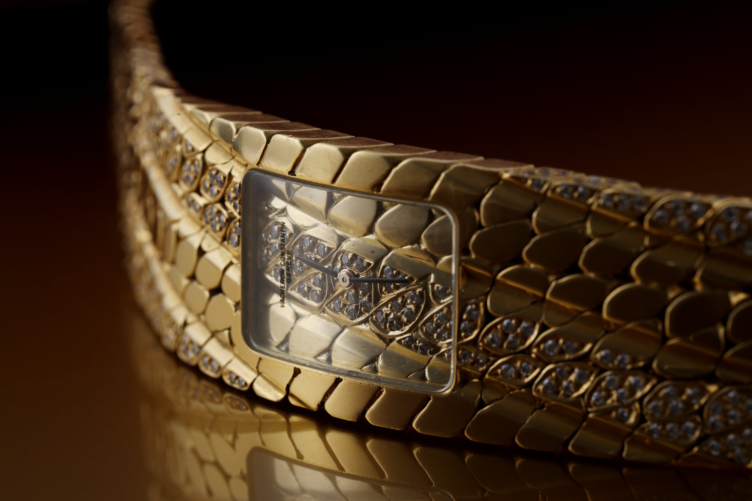 Vacheron Constantin 1990's Wristwatch | Pavé Diamond & Scale Textured | 18k Yellow Gold | 22mm | Quartz | Box