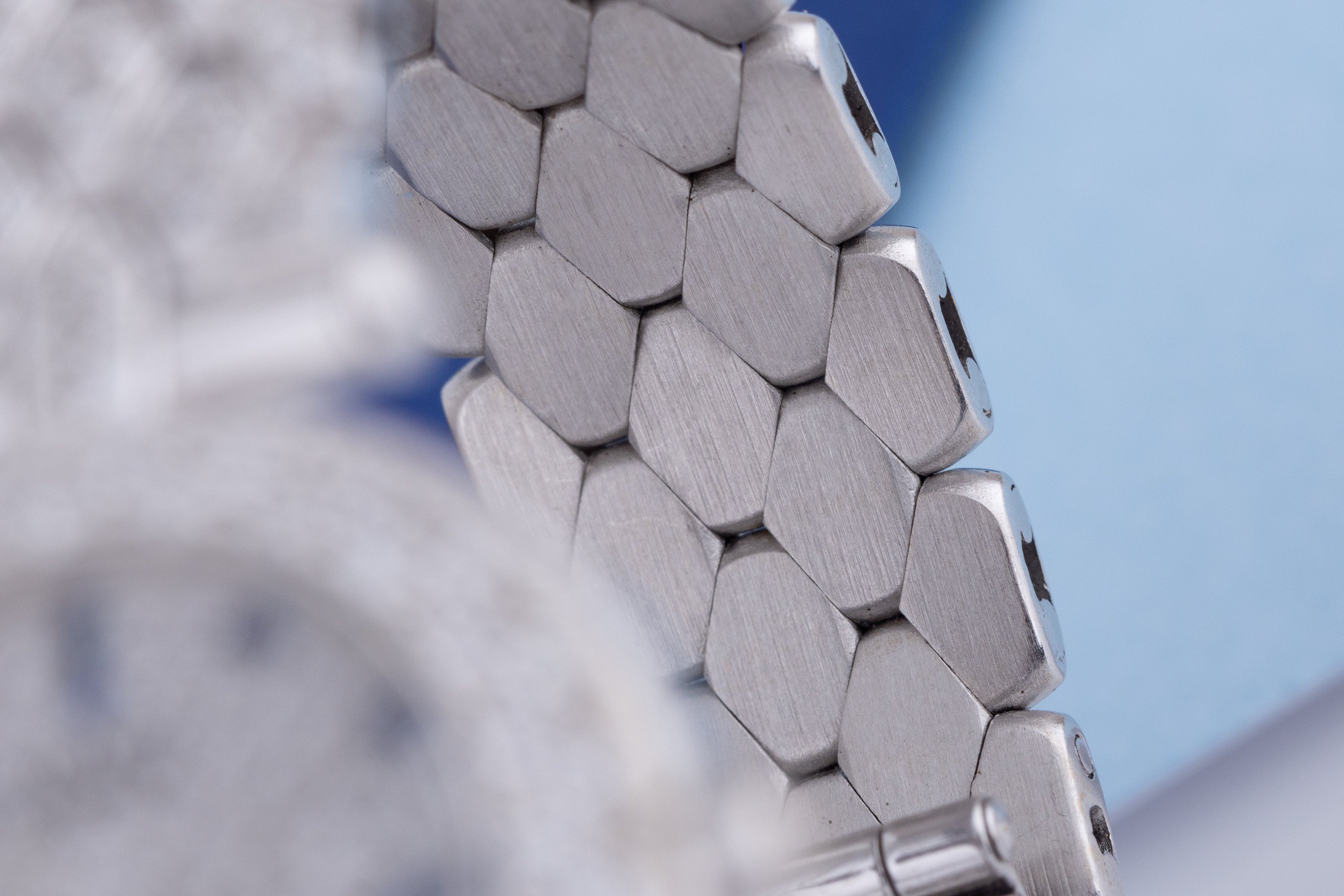 Unworn Van Cleef & Aprels Round Ladies Watch | 18k White Gold | Pave Diamond & Sapphire Dial | Pave Diamond Bracelet | Circa 2000's