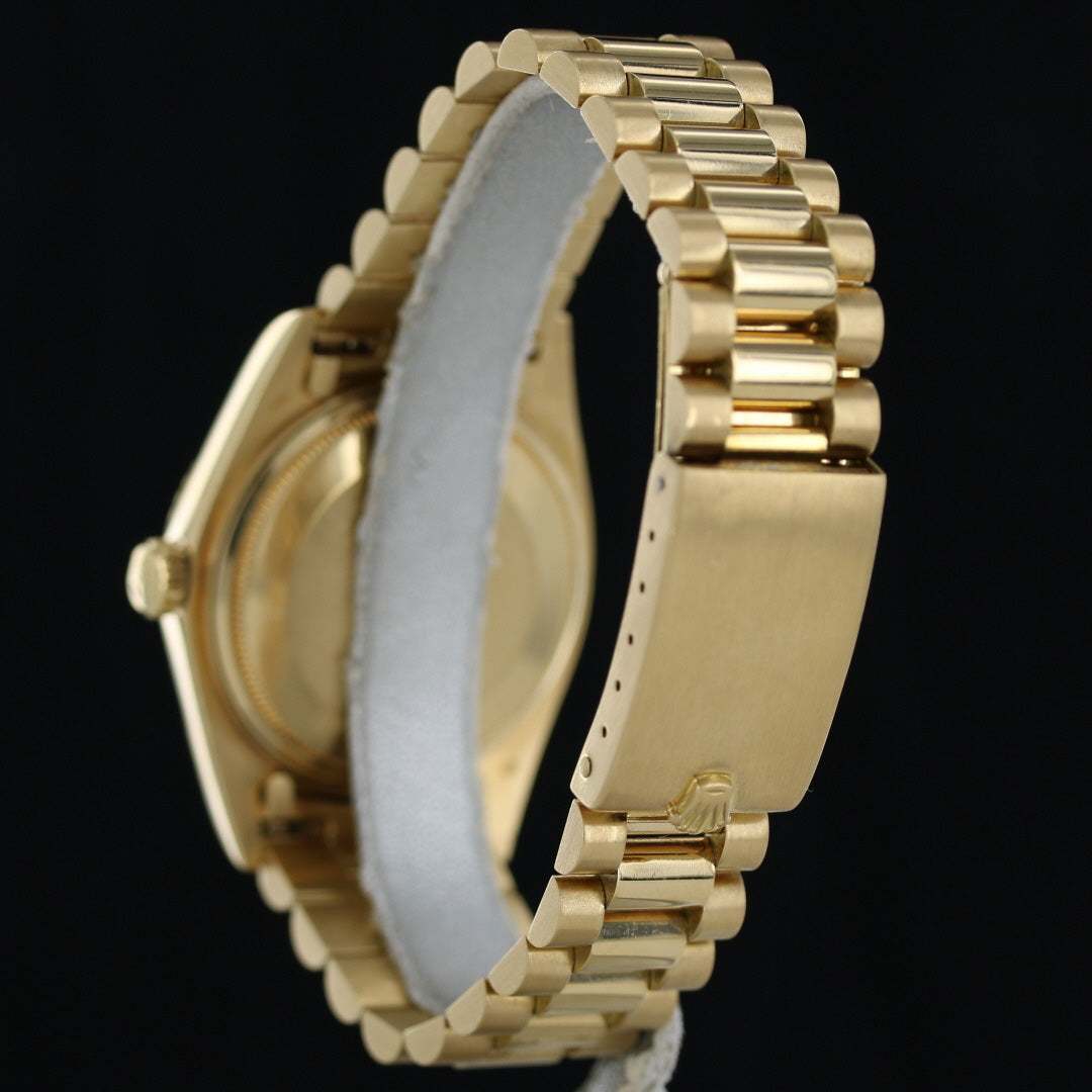 080915_watches_17.jpg