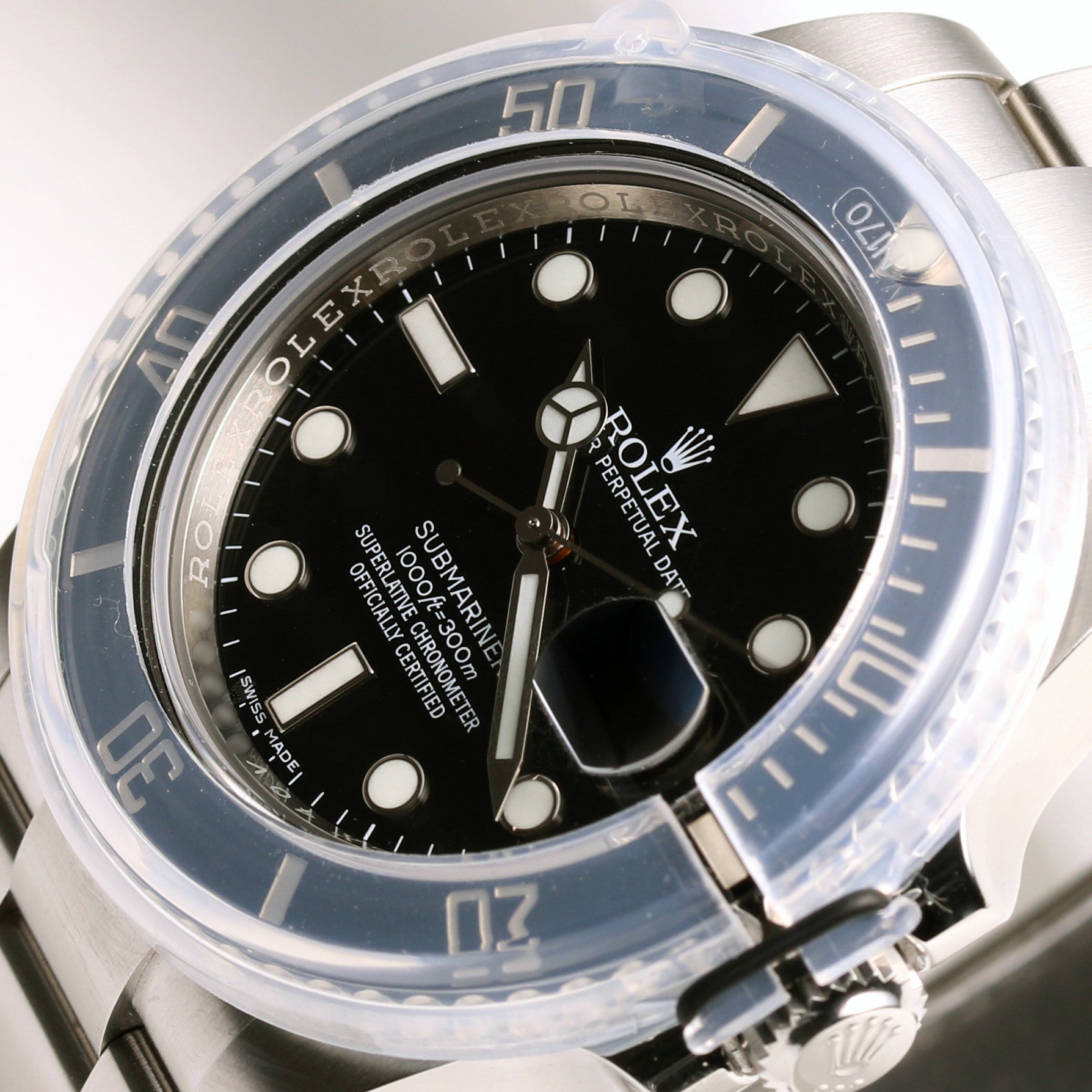 2016_rolex_submariner_116610ln_ceramic_second_hand_watch_collectors_4__1.jpg