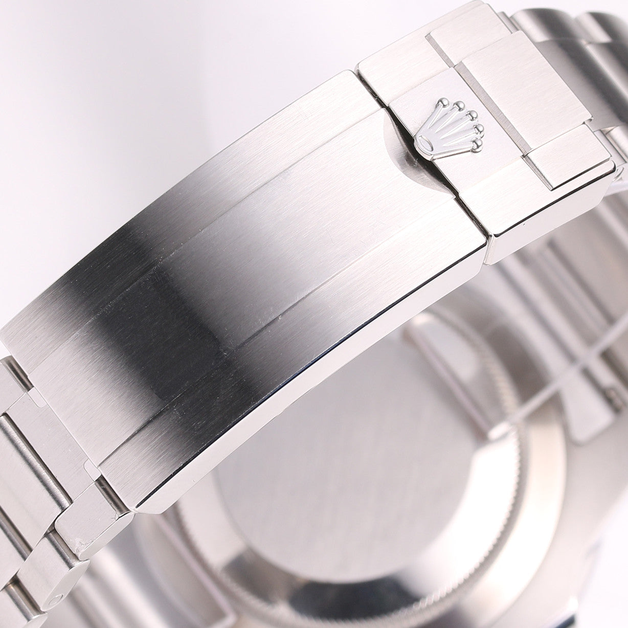 2016_rolex_submariner_116610ln_ceramic_second_hand_watch_collectors_6_.jpg