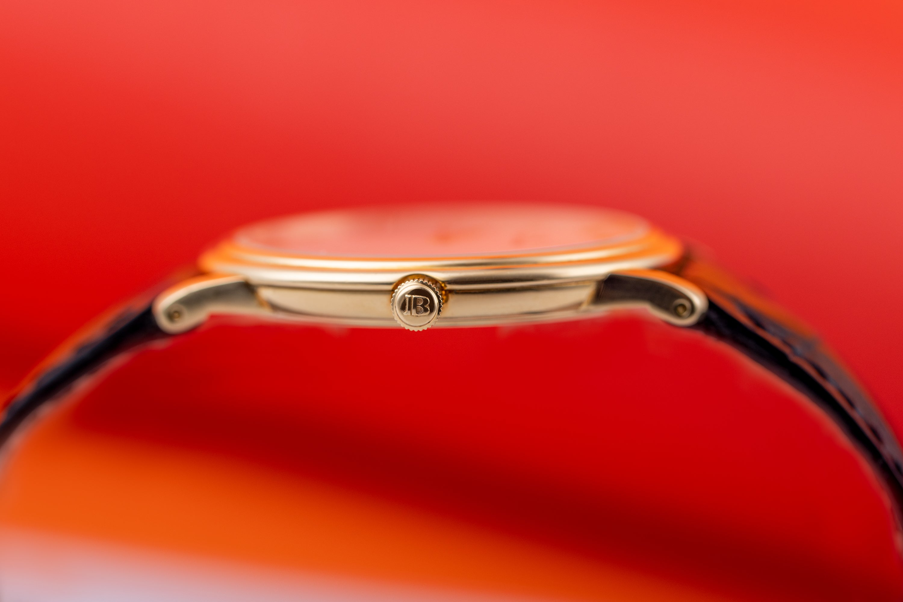 Blancpain Villeret Ultra Slim | Mother of Pearl Roman Numeral Dial | 33.5mm | 18k Yellow Gold