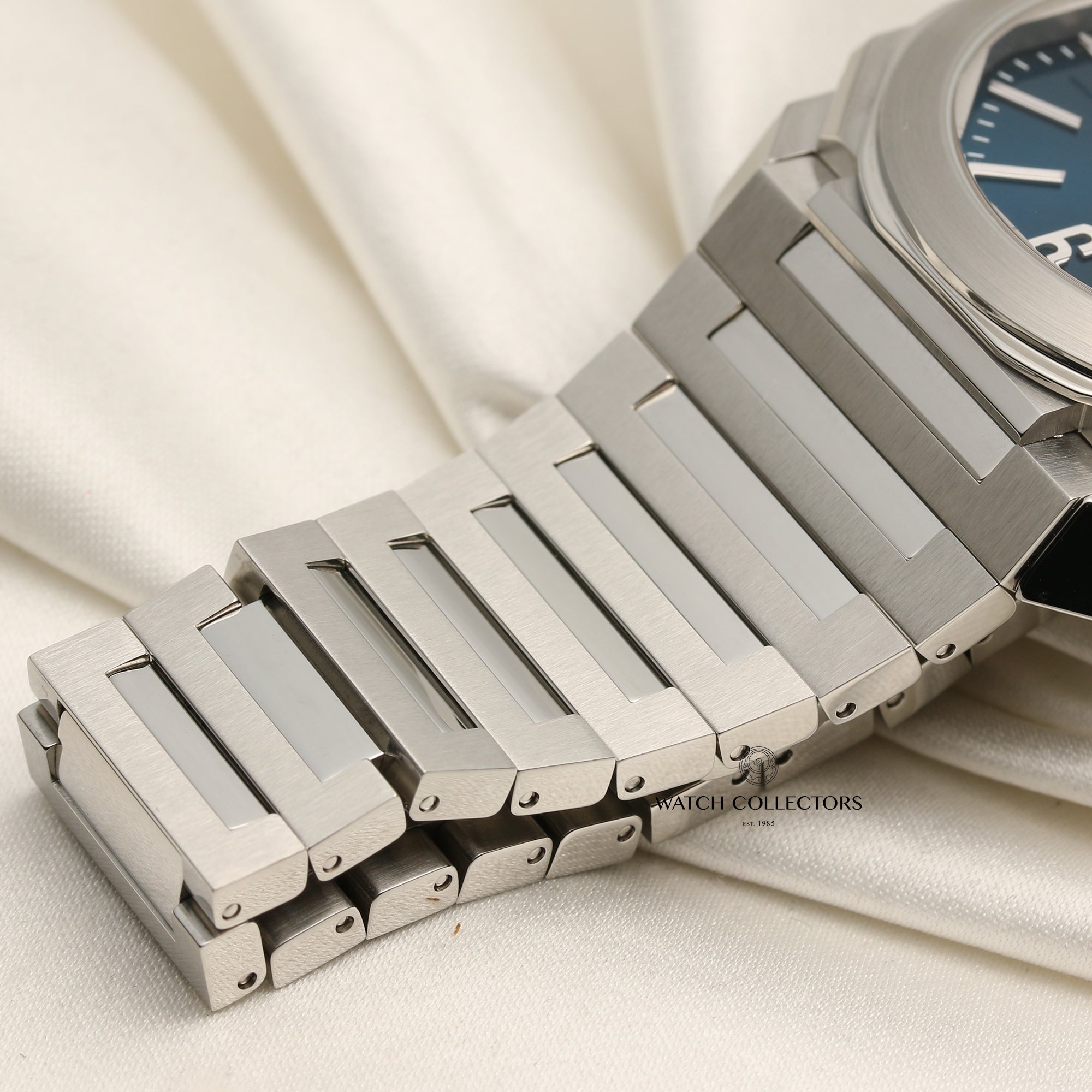 Bvlgari Stainless Steel Blue Dial Second Hand Watch Collectors 7