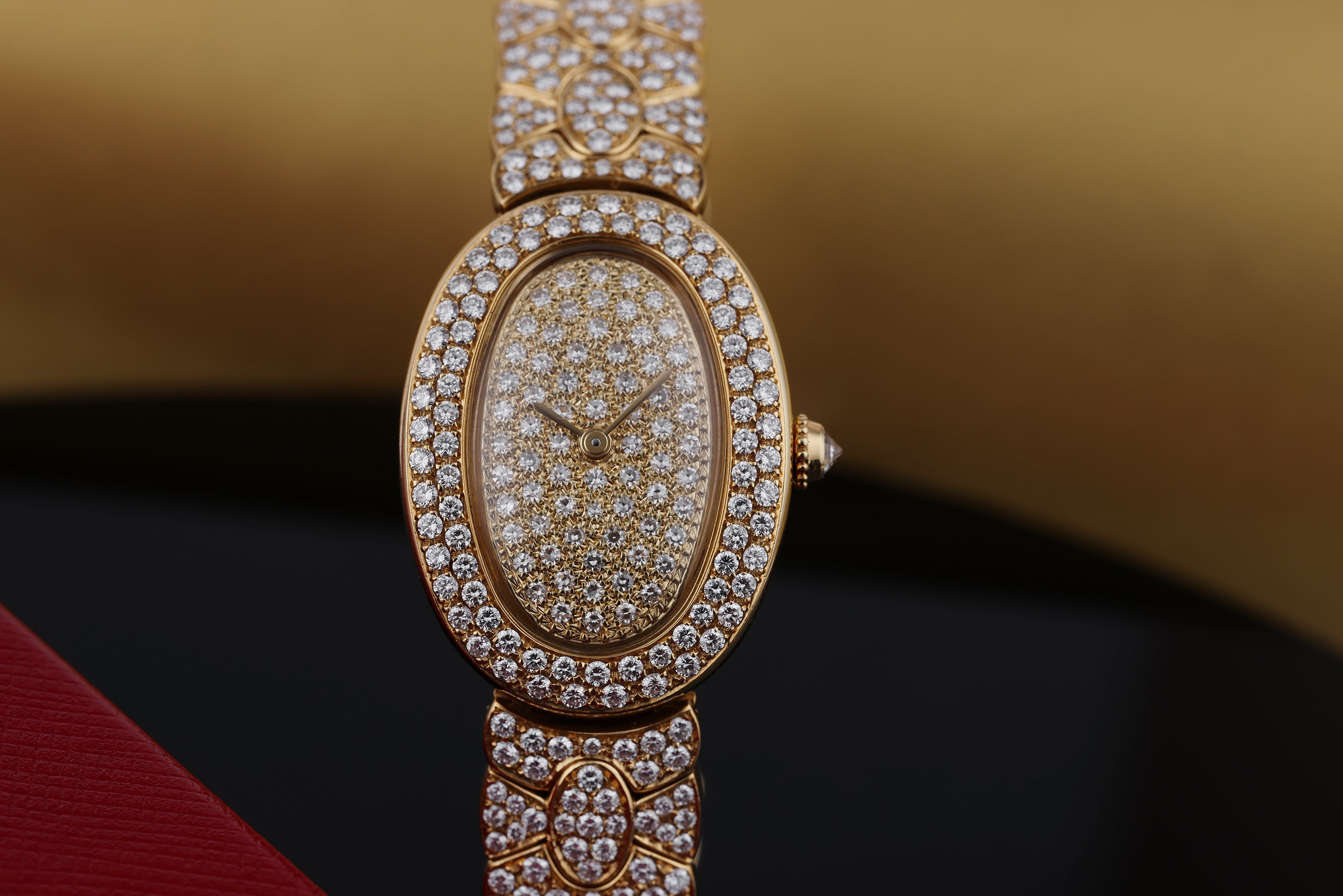 Rare Cartier Baignoire | REF. 1950 1 | Pavé Diamond Ladies Watch | 18k Yellow Gold