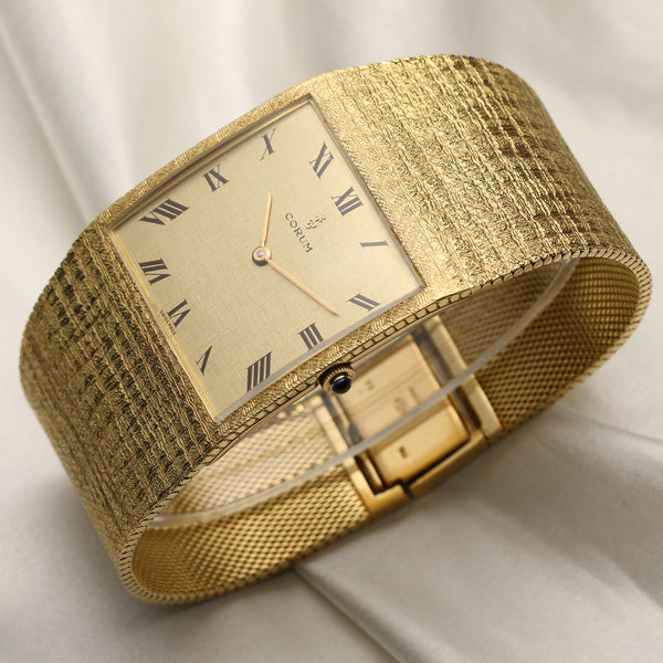 Corum Spartacus Vintage Wristwatch in 18K Yellow Gold – Watch Collectors