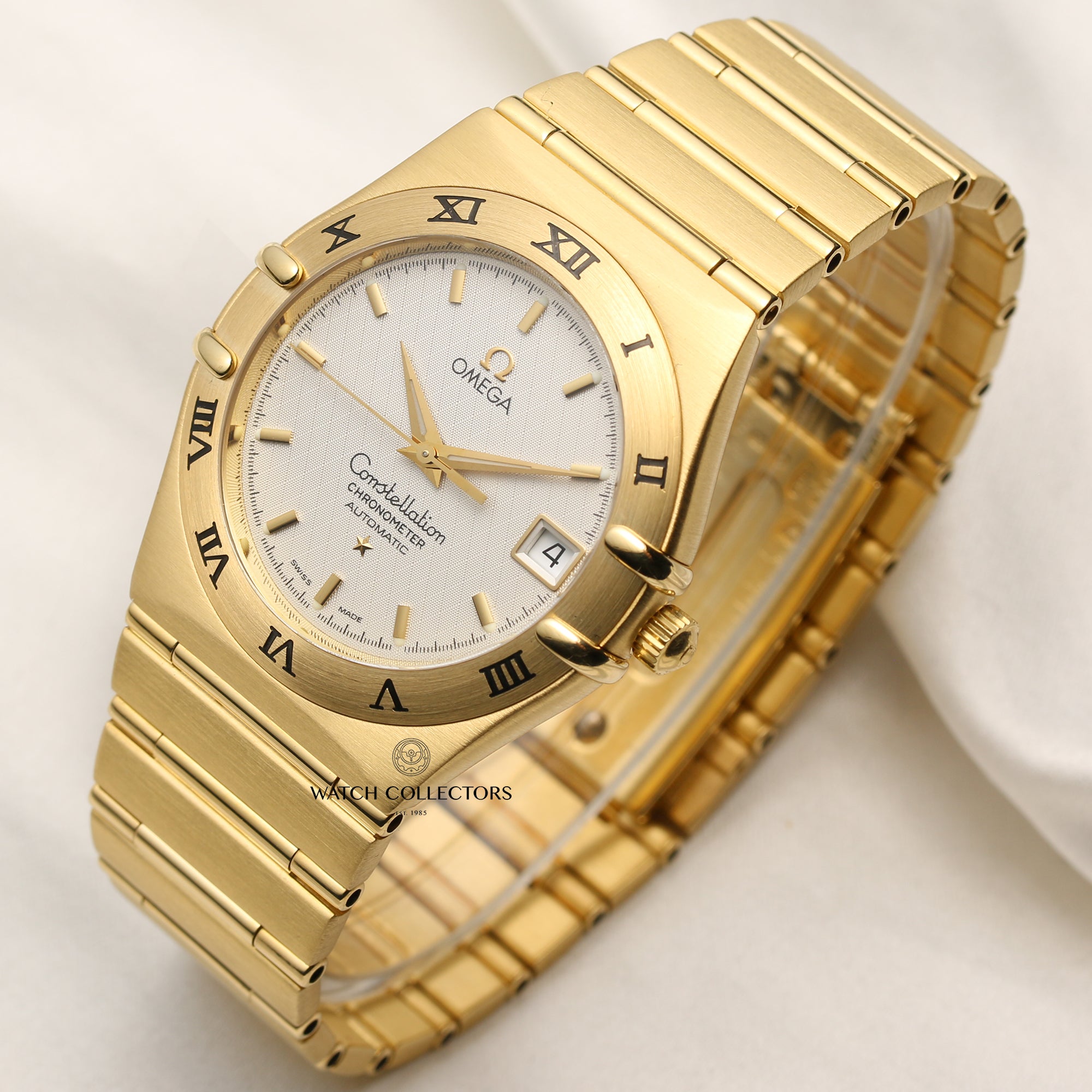 Omega Constellation 18K Yellow Gold Oman Crest Second Hand Watch Collectors 3