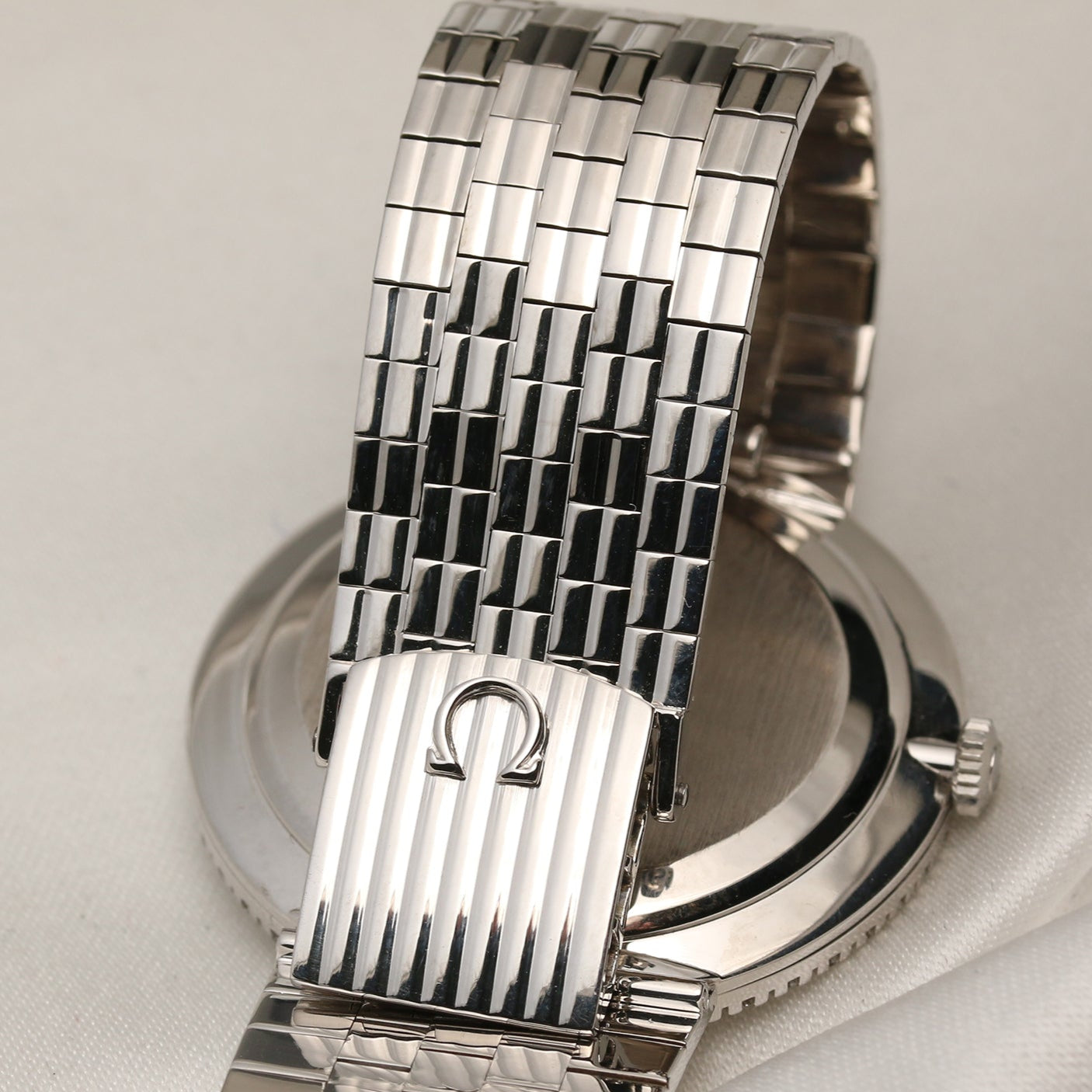 Omega Meister 18K White Gold Diamond Bezel Second Hand Watch Collectors 10