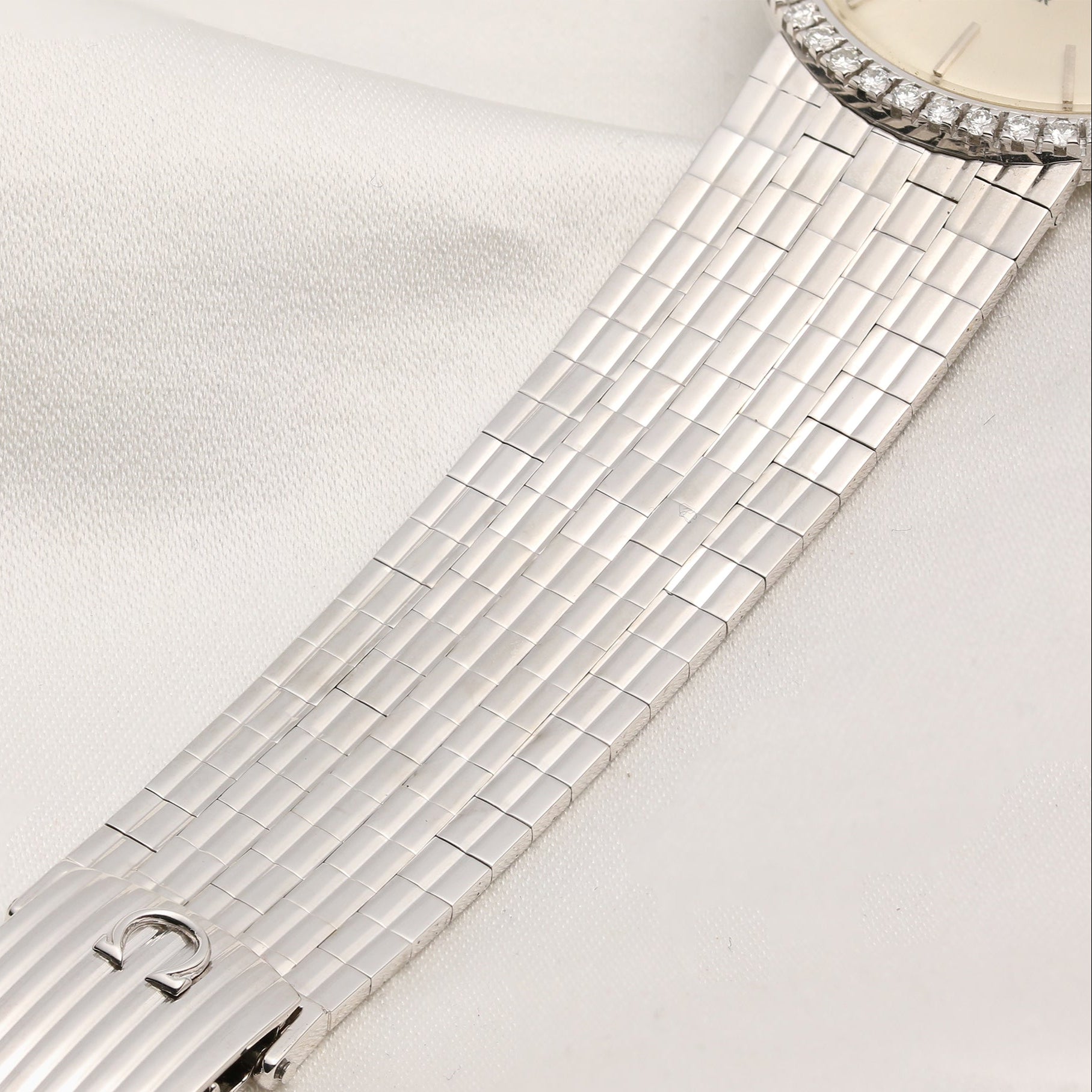 Omega Meister 18K White Gold Diamond Bezel Second Hand Watch Collectors 8