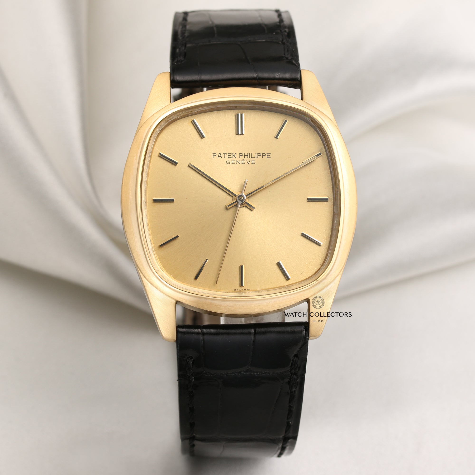 Patek Philippe Ellipse 3585 18k Yellow Gold – Watch Collectors