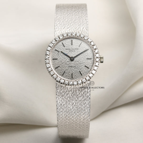Patek Philippe Lady 18K White Gold Diamond Bezel Second Hand Watch Collectors 1