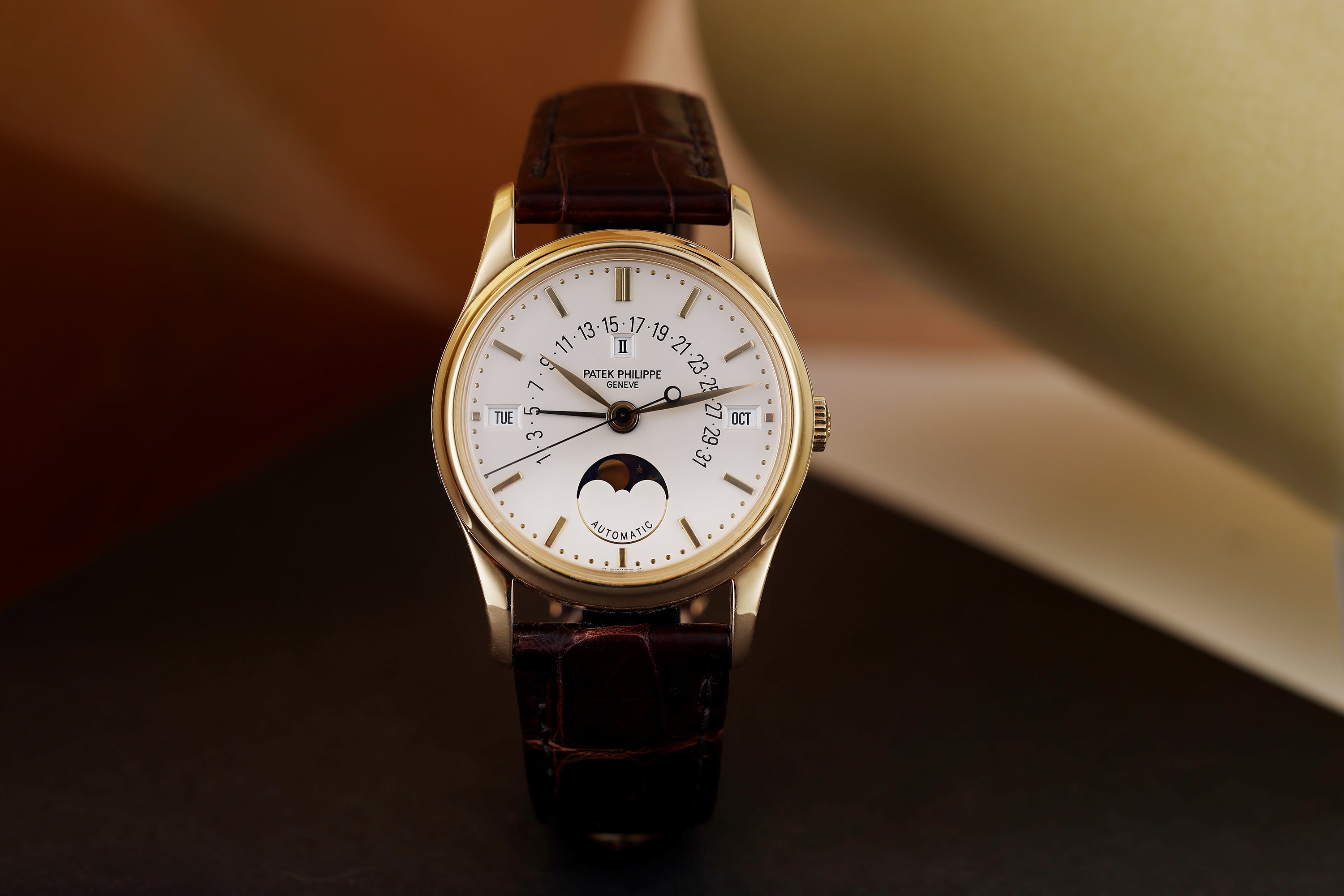 Patek Philippe | REF. 5050 | Perpetual Calendar Moonphase | 18k Yellow Gold