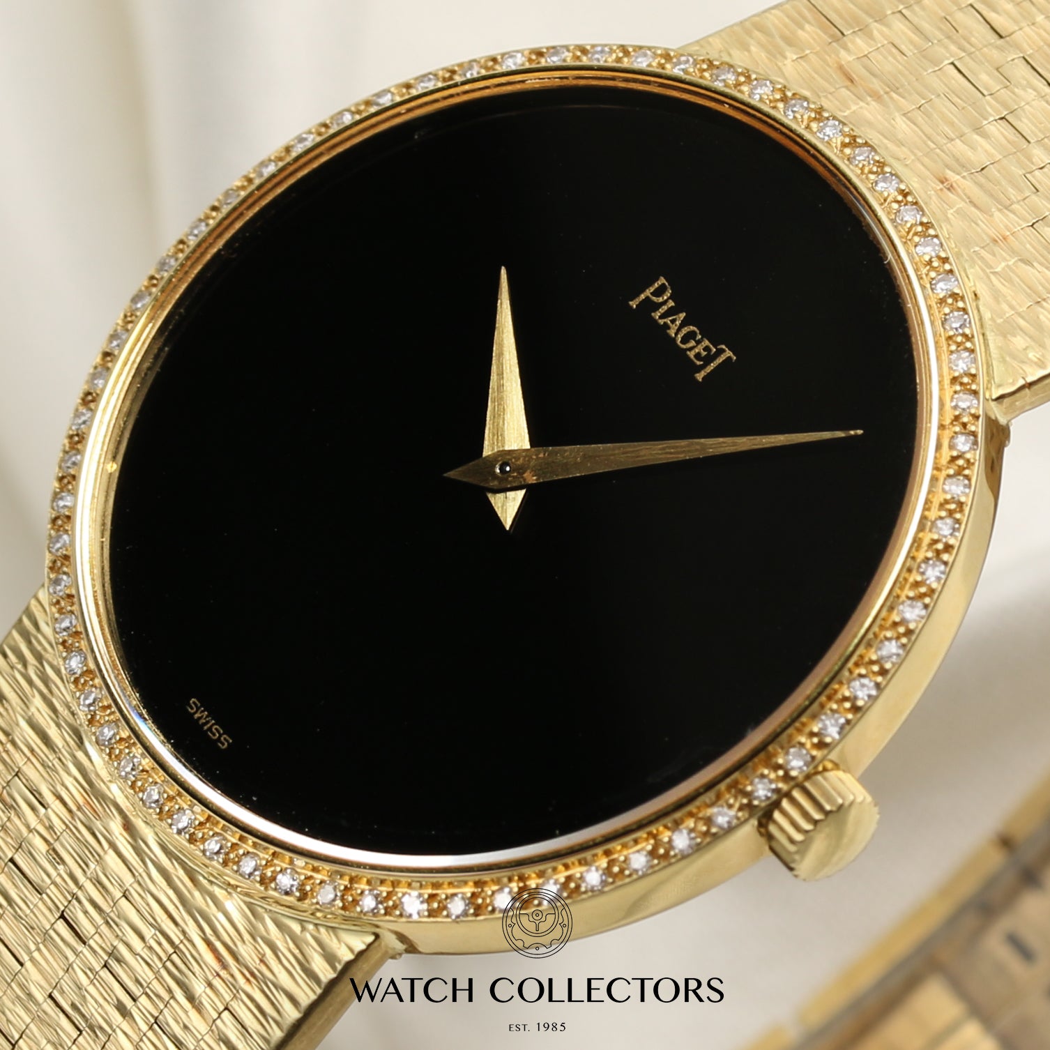 Piaget Onyx Dial Diamond Bezel 18k Yellow Gold Watch Collectors