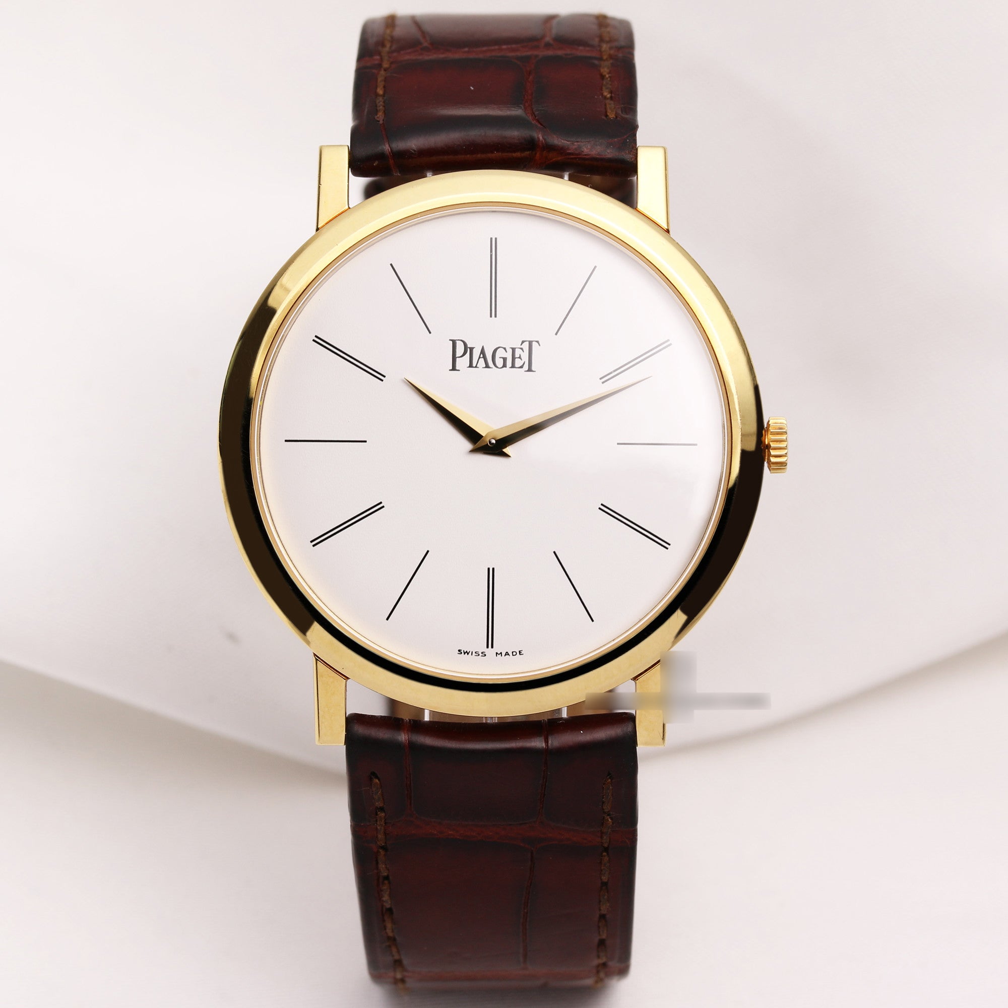 Piaget Altiplano P10175 18K Yellow Gold Watch Collectors