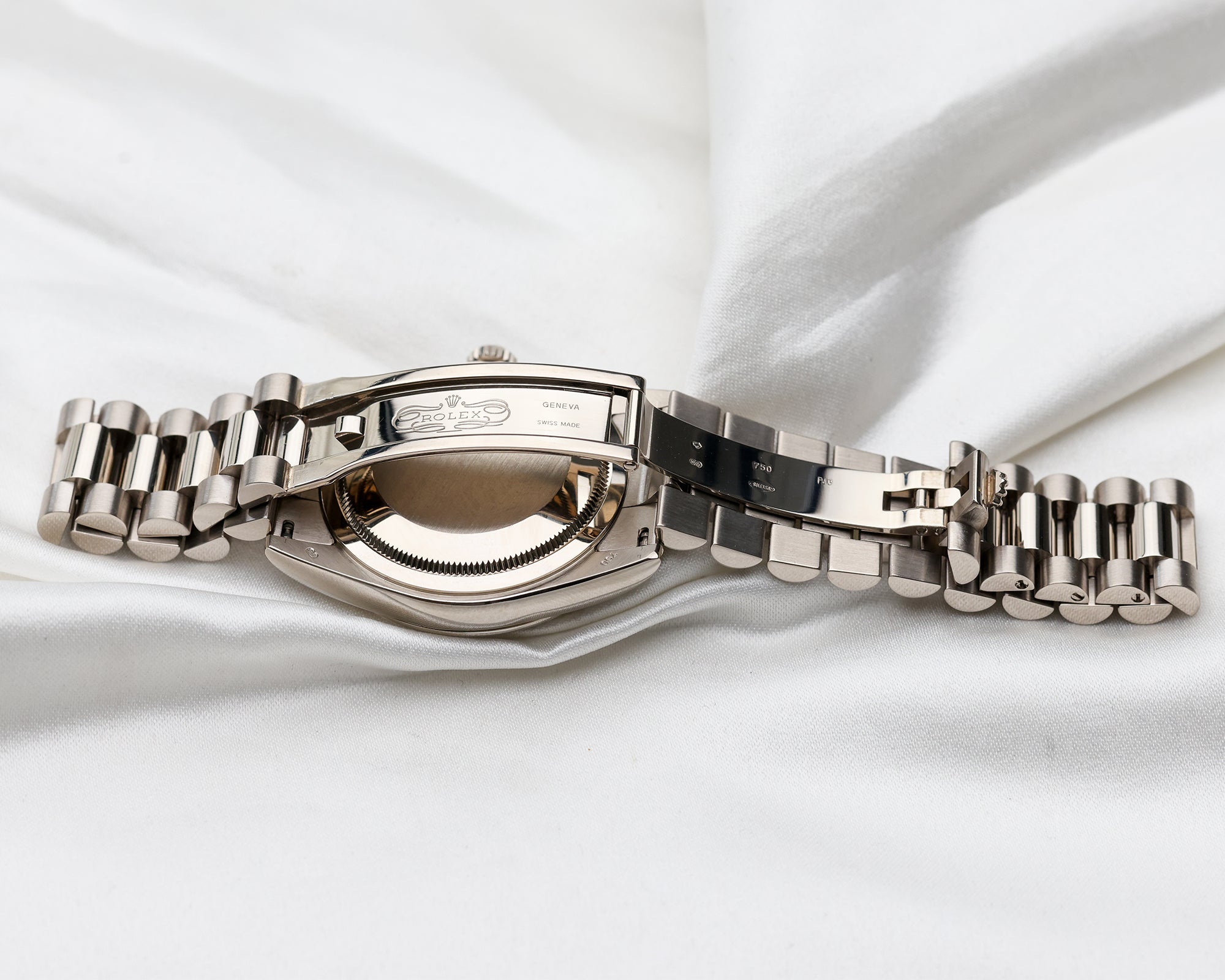 Rolex Day-Date 18K White Gold Black MOP Diamond Second Hand Watch Collectors 7