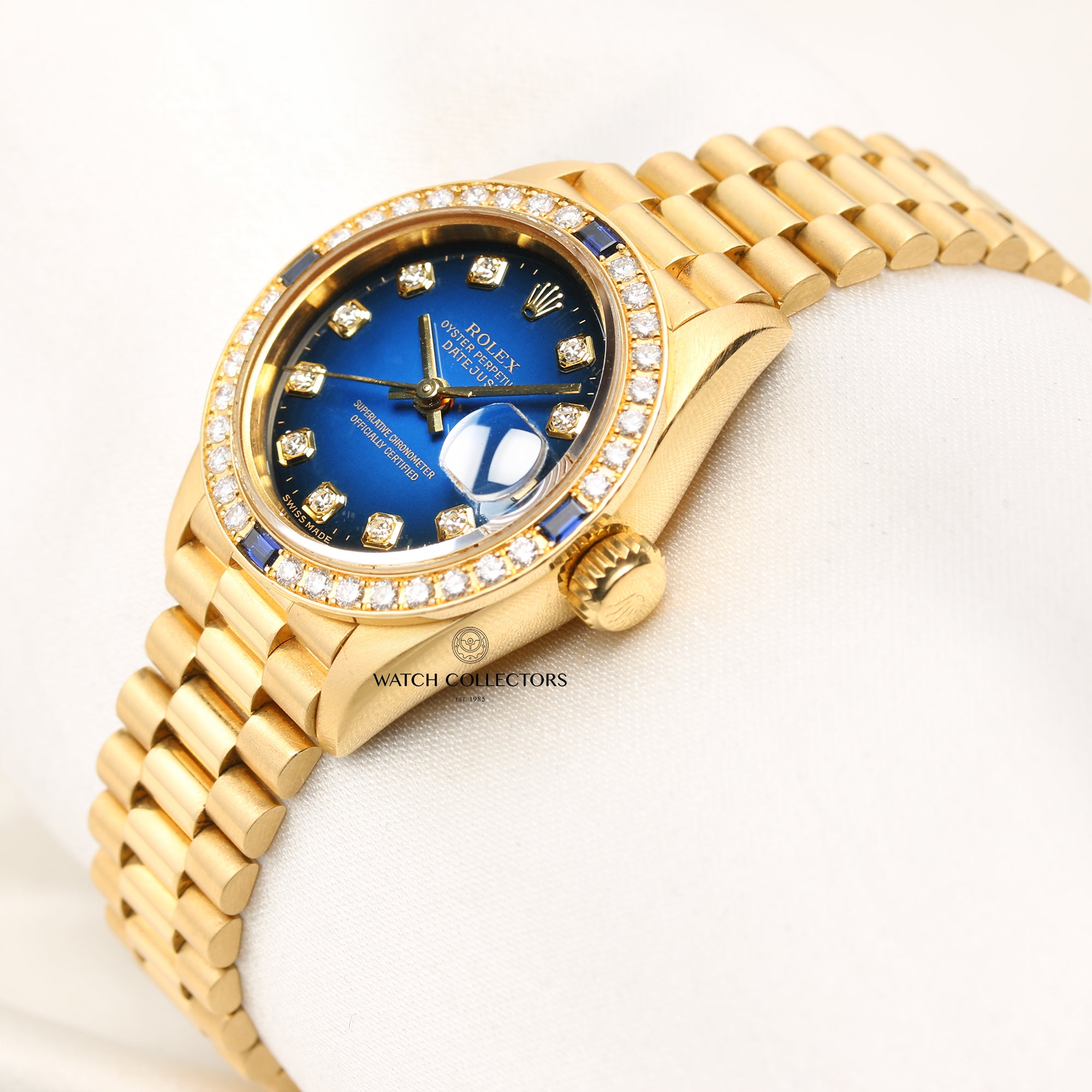 Rolex Lady DateJust 69068 Diamond & Sapphire Bezel Vingette Degrading Degrade Dial Crown Collection 18K Yellow Gold Second Hand Watch Collectors 4