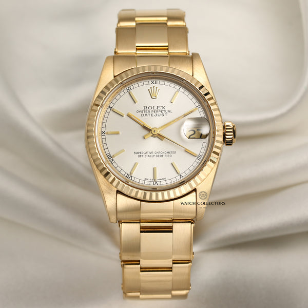 Rolex Midsize DateJust 18K Yellow Gold Second Hand Watch Collectors 1