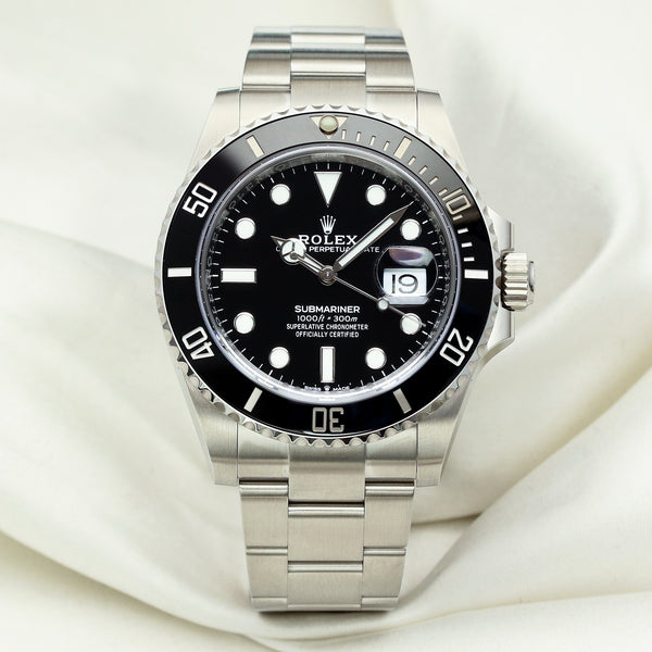 Rolex-Submariner-126610LN-Stainless-Steel-Second-Hand-Watch-Collectors-1-2