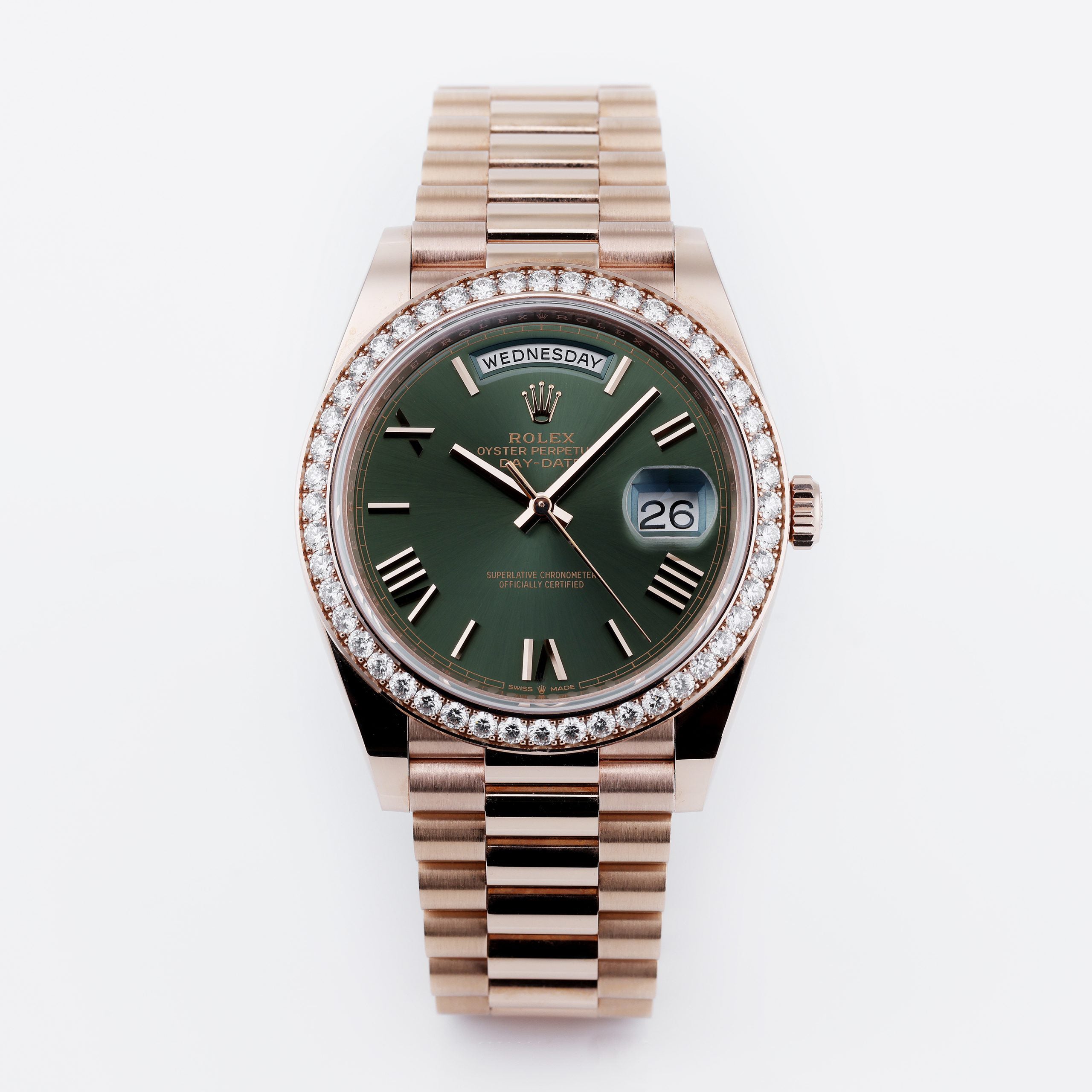 Dial Diamond Bezel Day Date Everose Gold Green Unworn Rolex Day-Date 40 228345RBR 18k Rose Gold Green Roma