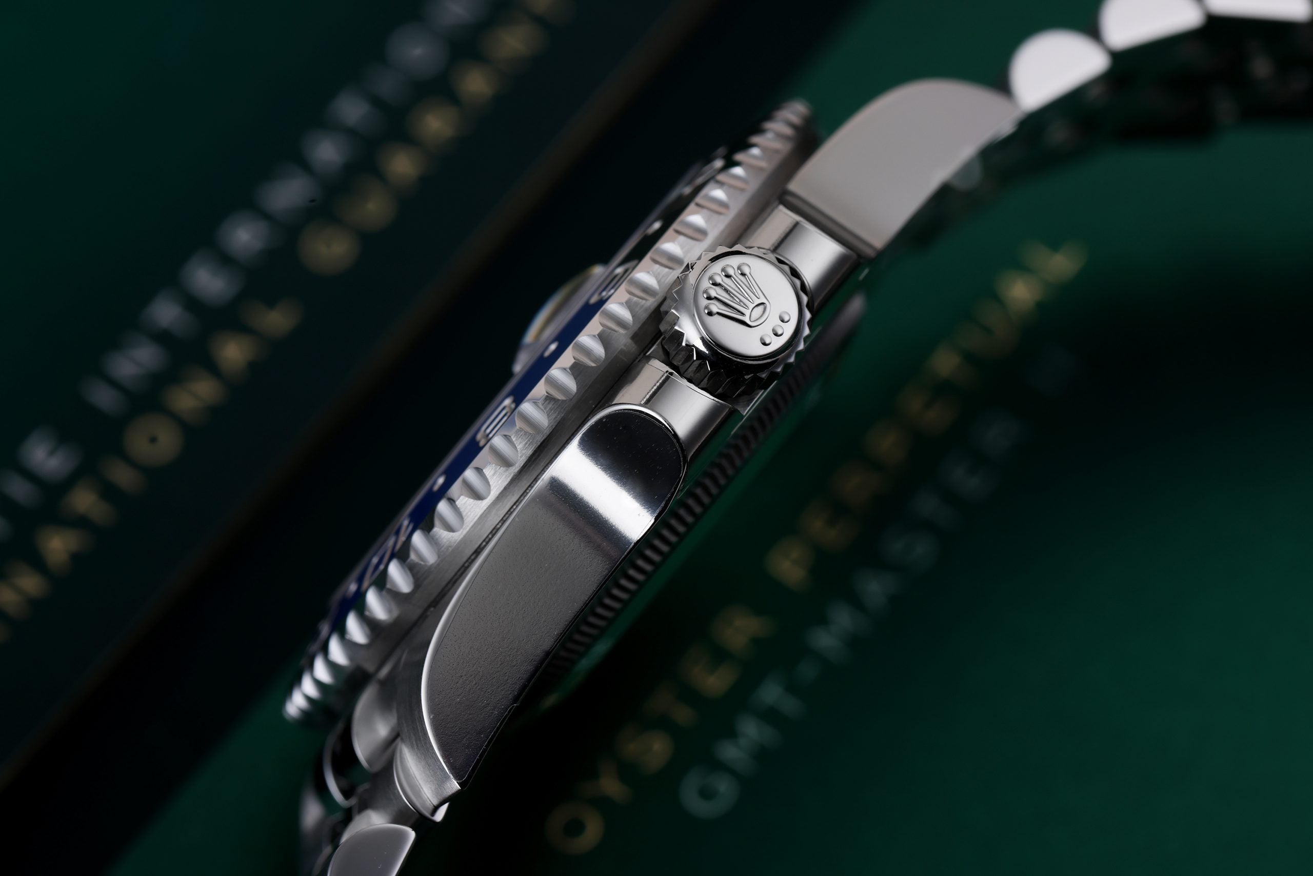 Rolex_GMT_Batman_04