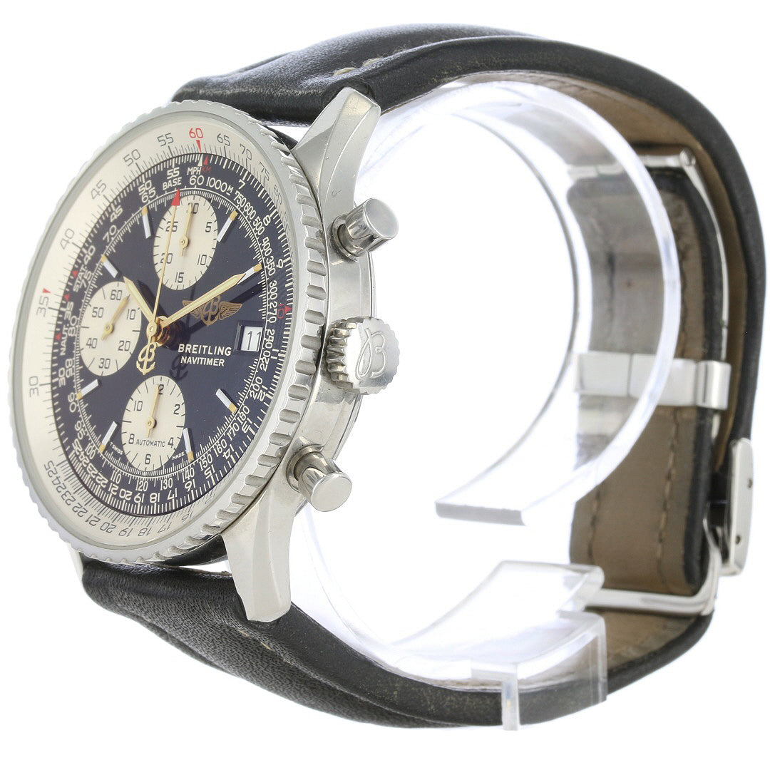 Breitling Navitimer D13022