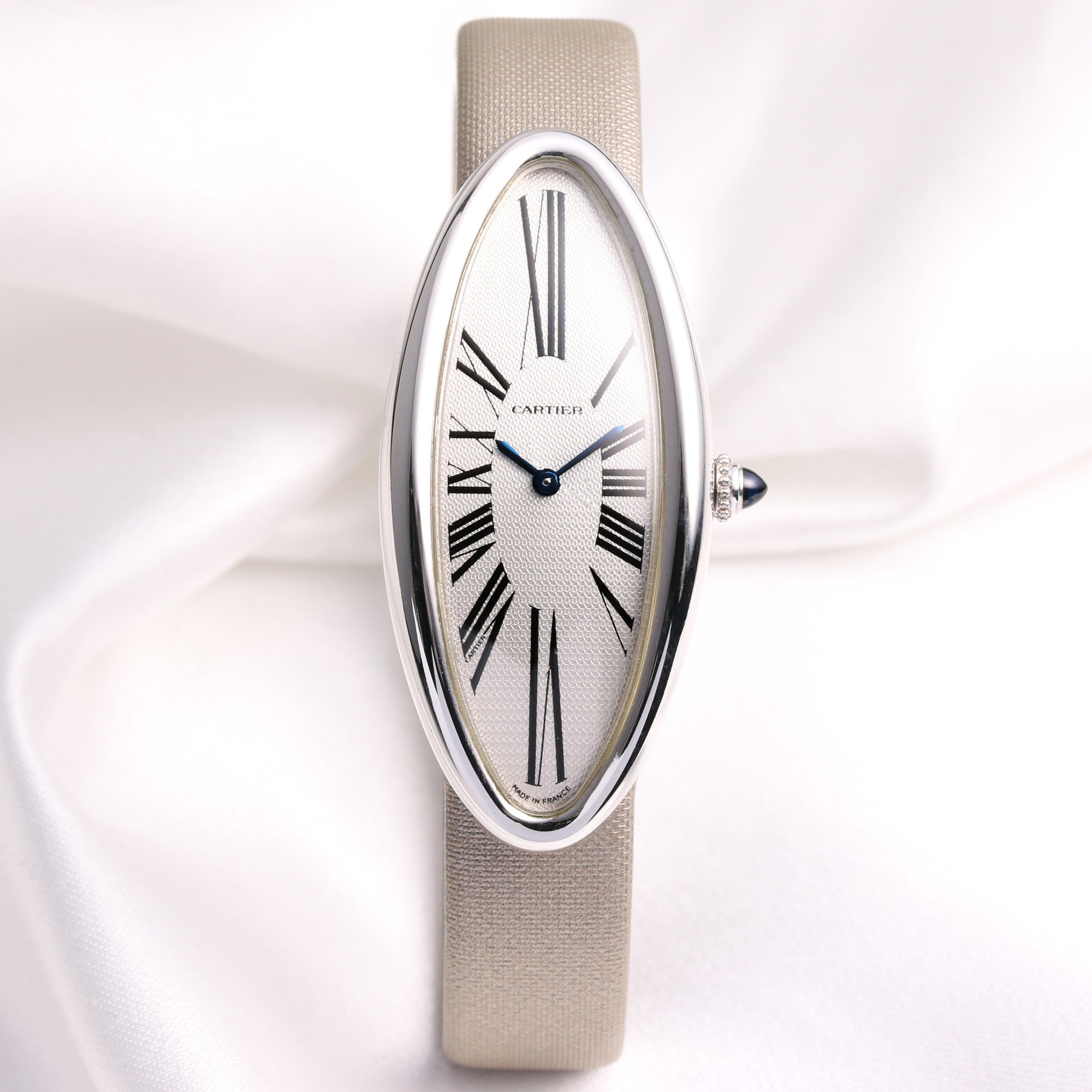cartier_baignoire_allongee_2514_18k_white_gold_second_hand_watch_collectors_1.jpg