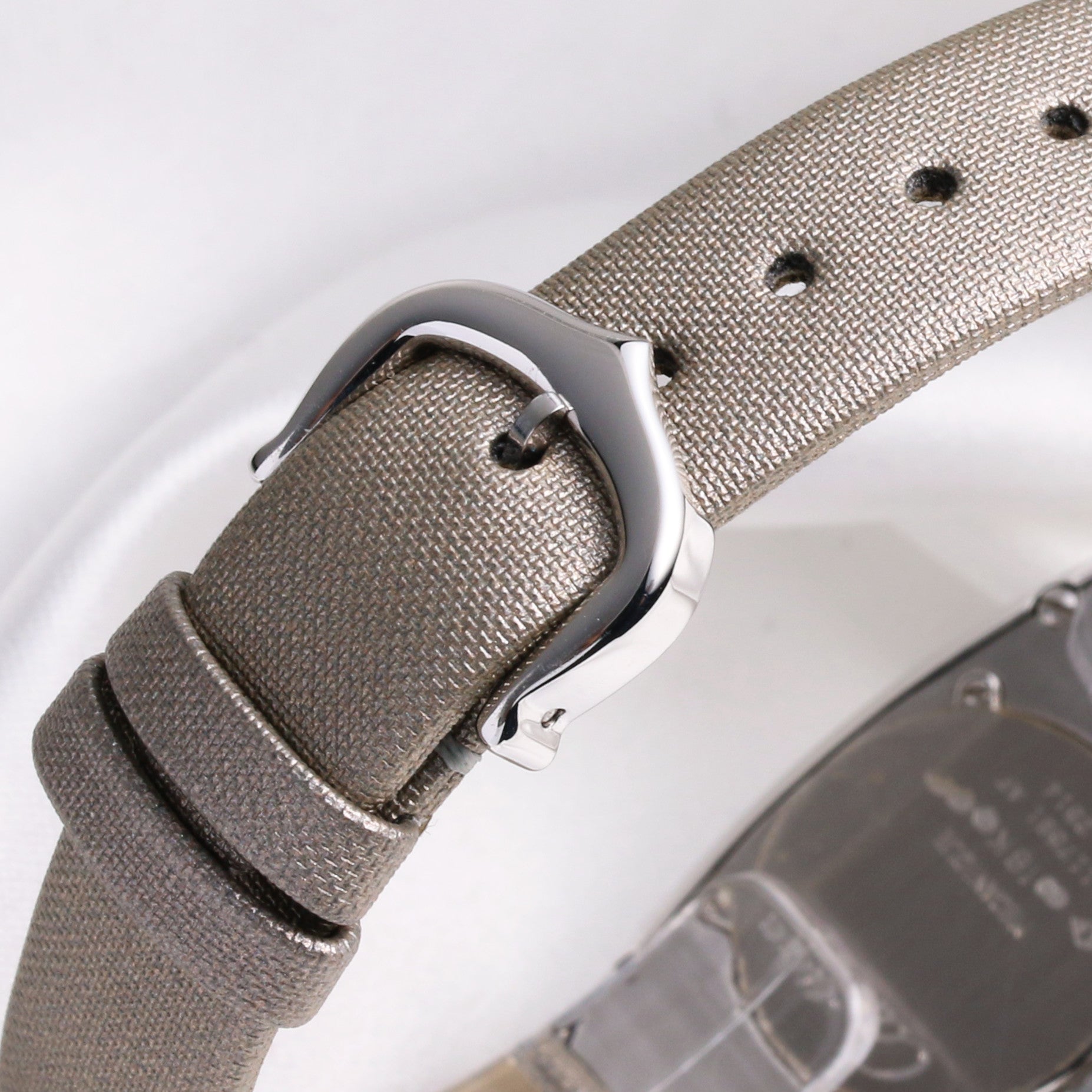 cartier_baignoire_allongee_2514_18k_white_gold_second_hand_watch_collectors_6.jpg