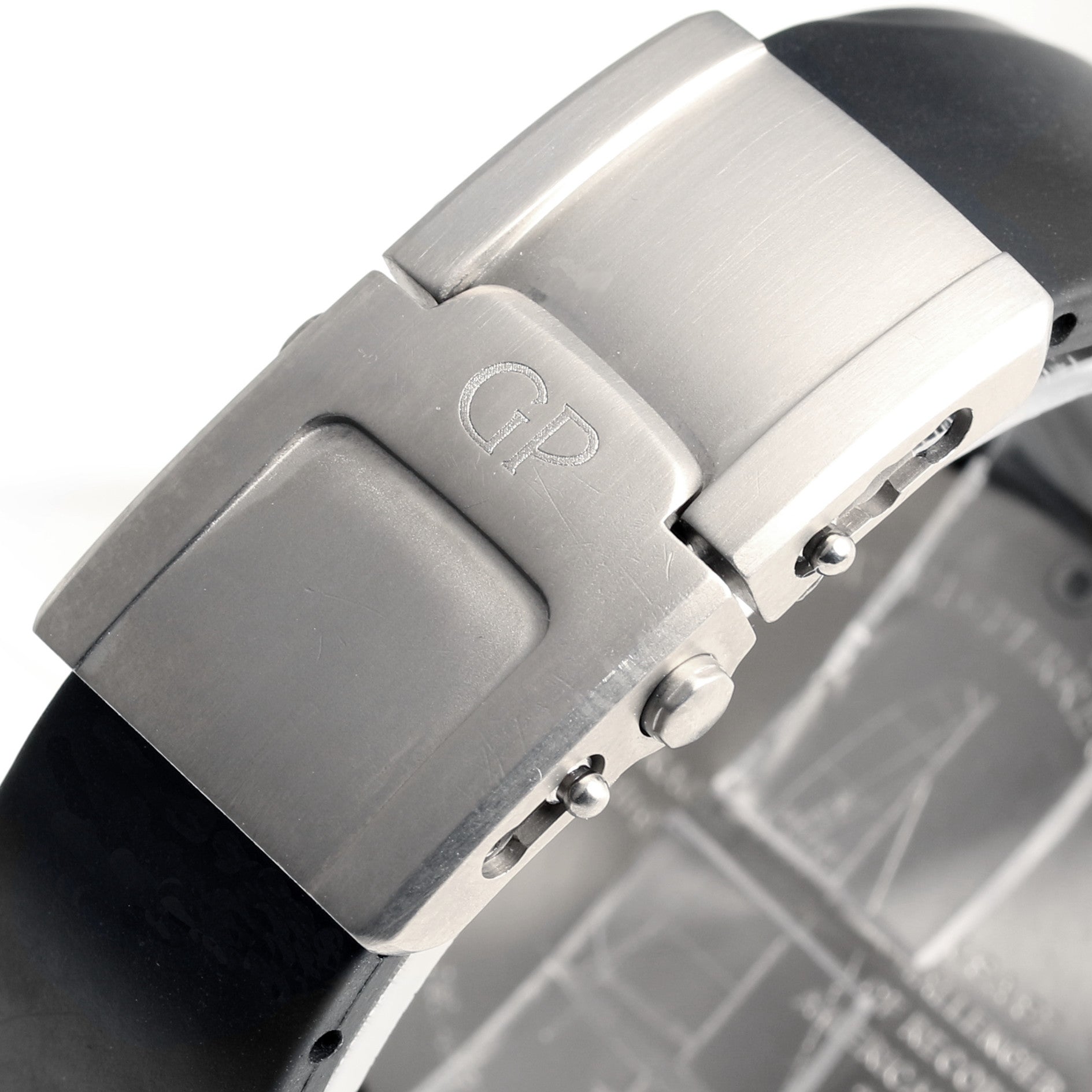 girard-perregaux_bmw_oracle_racing_49931_second_hand_watch_collectors_6_.jpg