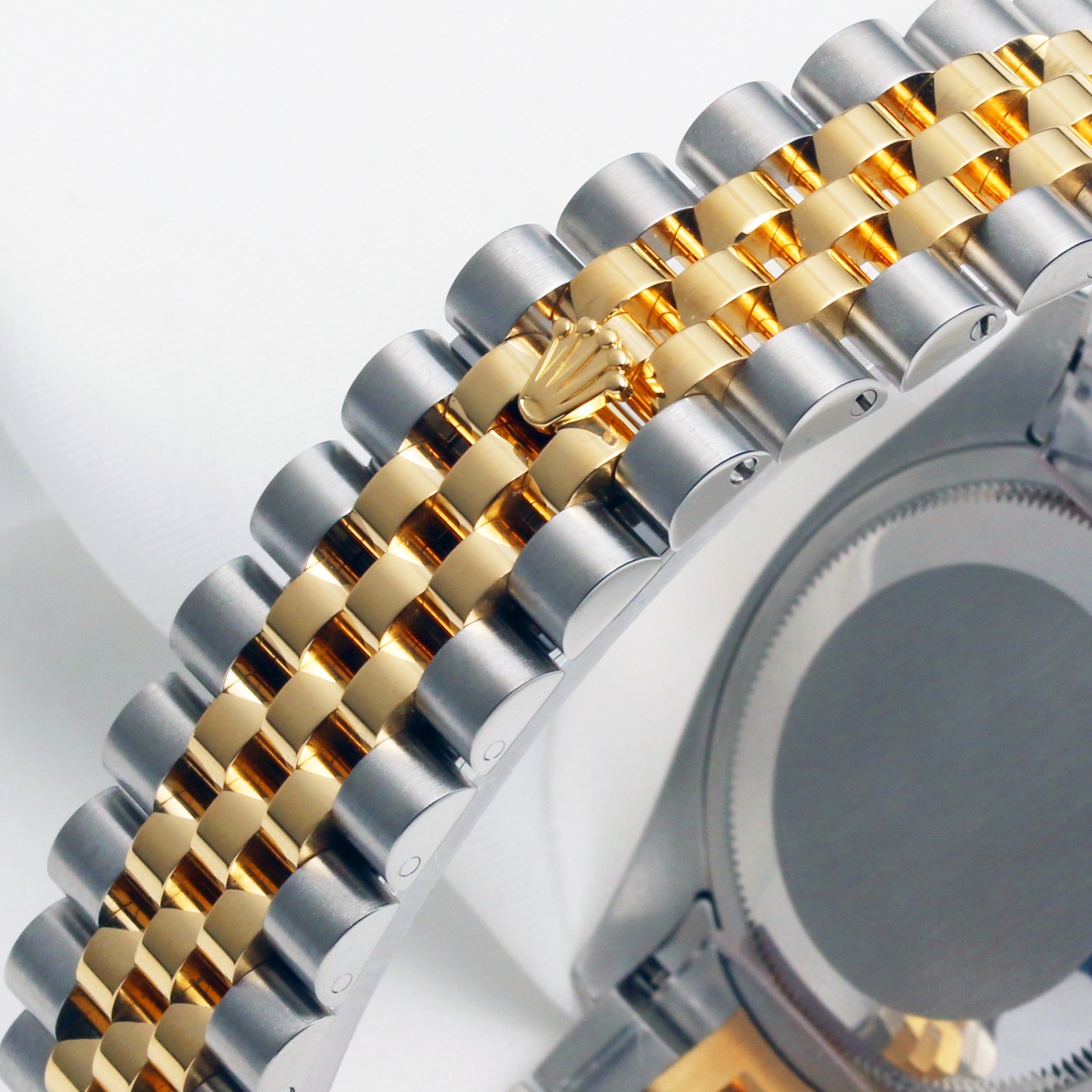 rolex_datejust_116233_steel_gold_second_hand_watch_collectors_6.jpg