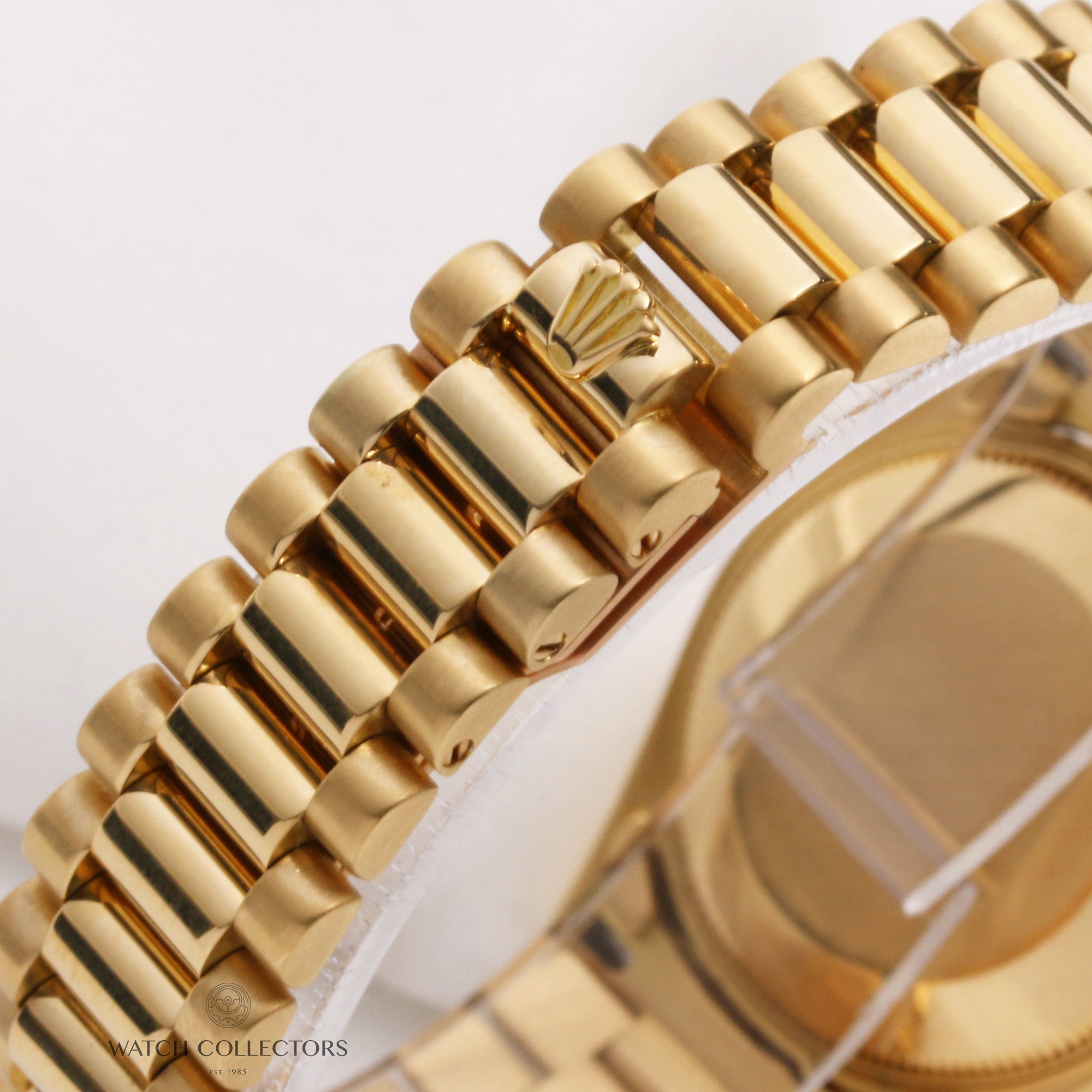 rolex_midsize_datejust_68278_diamond_18k_yellow_gold_second_hand_watch_collectors_5