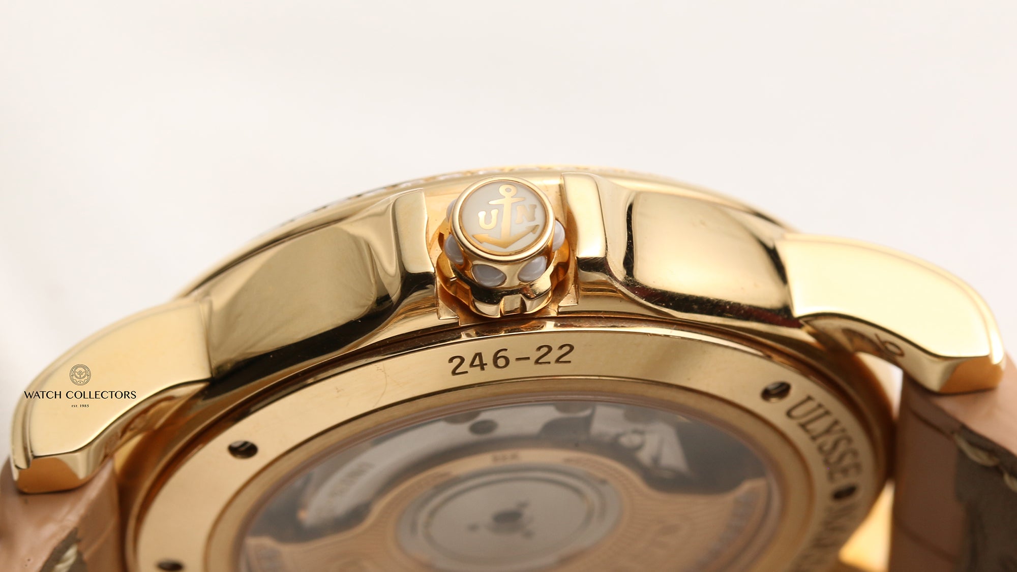ulysse nardin 18k yellow gold diamond bezel mop dial second hand watch collectors 6