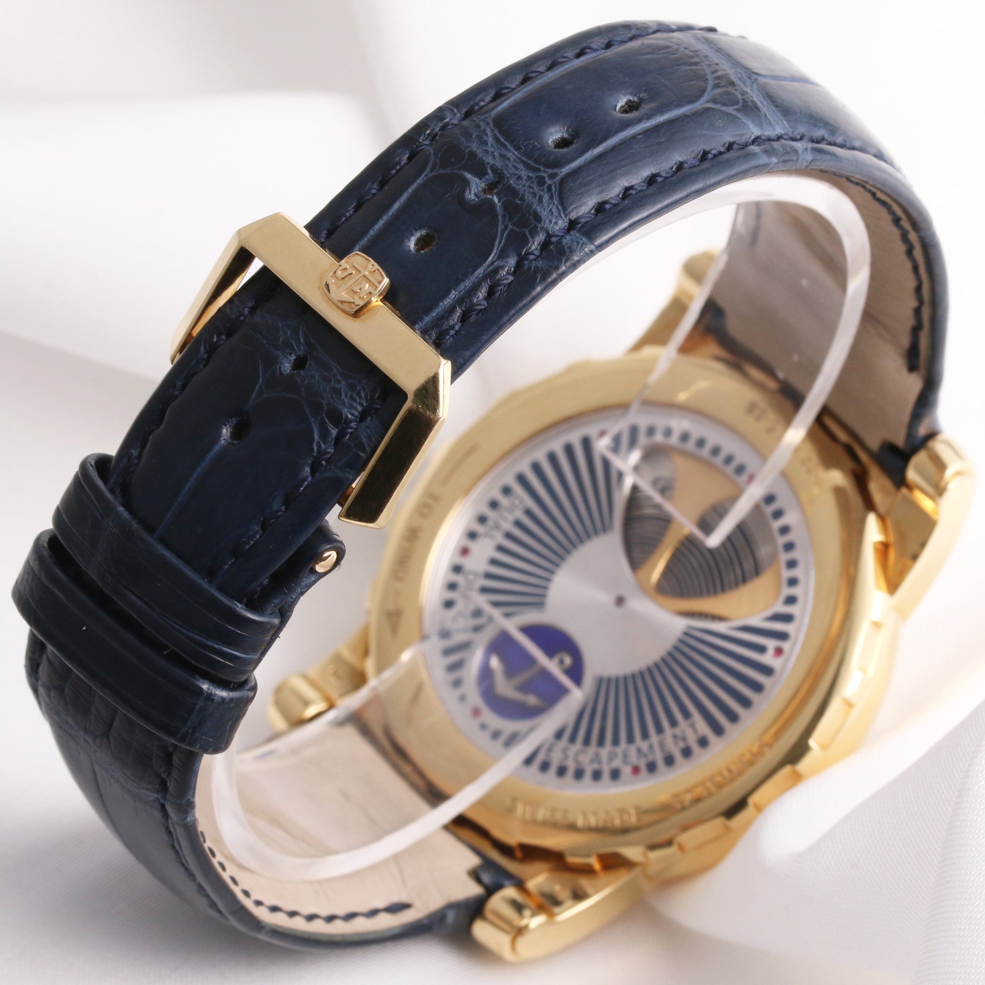 ulysse_nardin_freak_016-88_18k_yellow_gold_second_hand_watch_collectors_5_.jpg